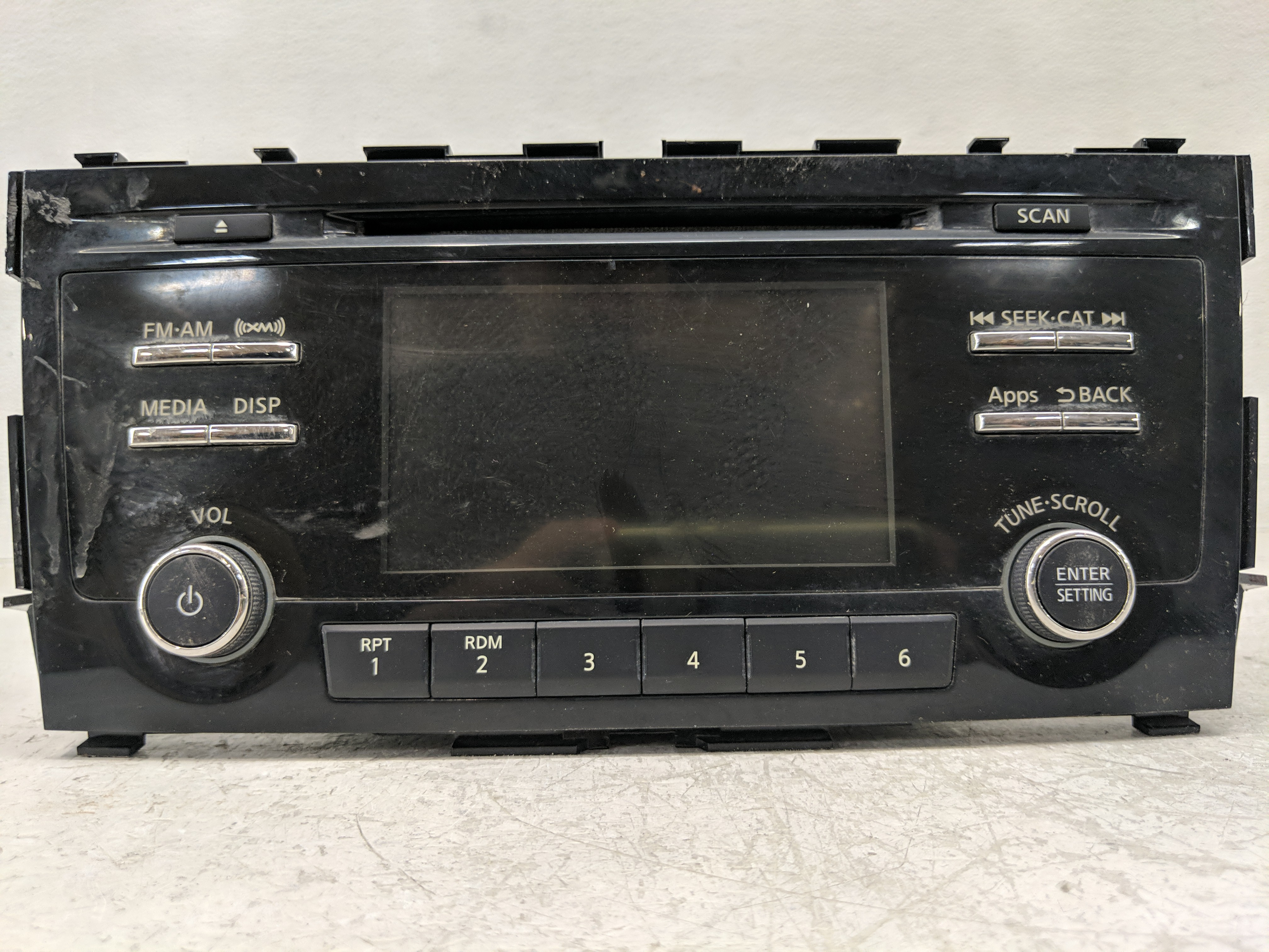 2013-2015 Nissan Altima Am Fm Cd Player Radio Receiver 1168950 - Oemusedautoparts1.com