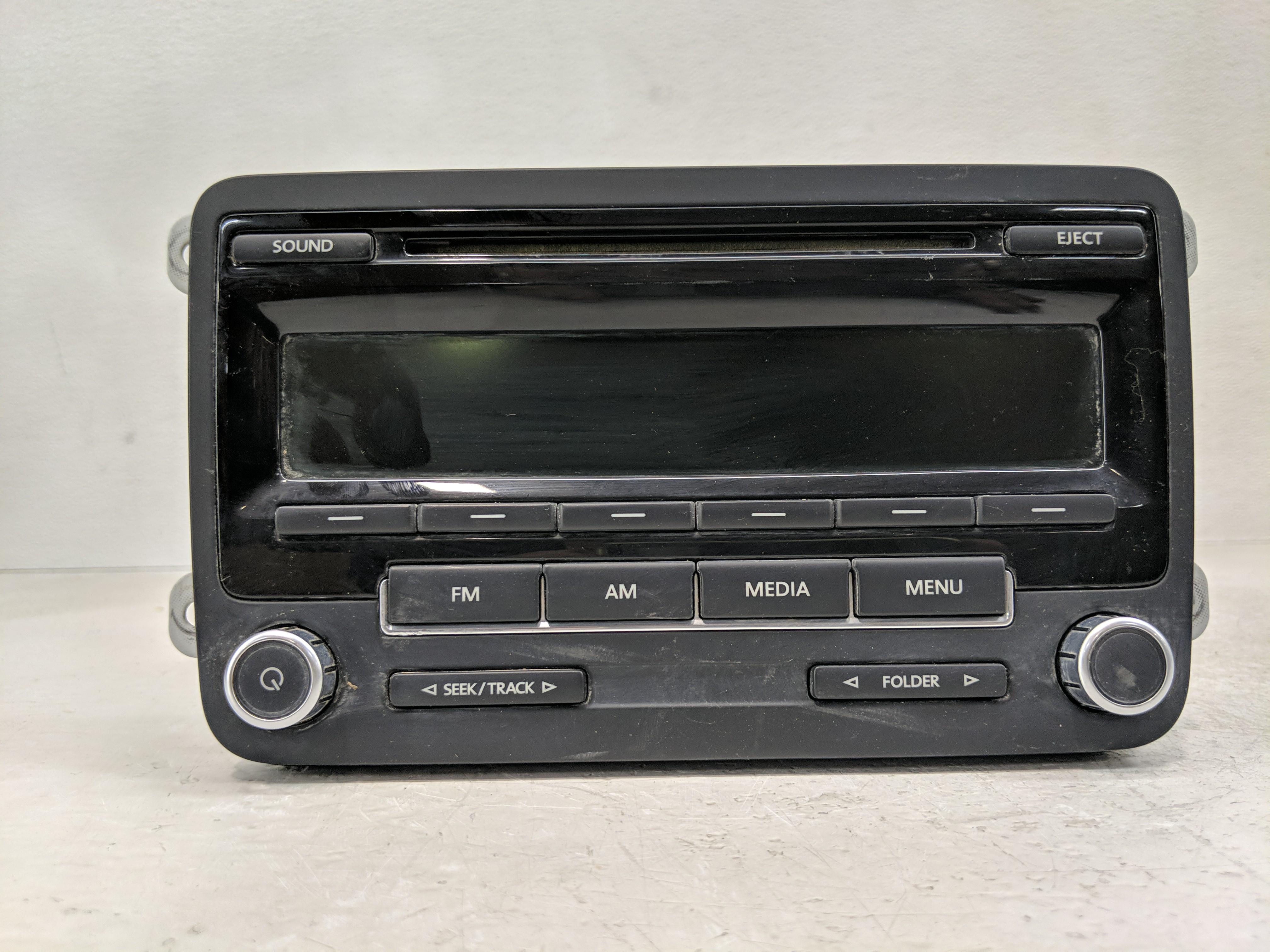 2012-2015 Volkswagen Passat Am Fm Cd Player Radio Receiver 1168954 - Oemusedautoparts1.com