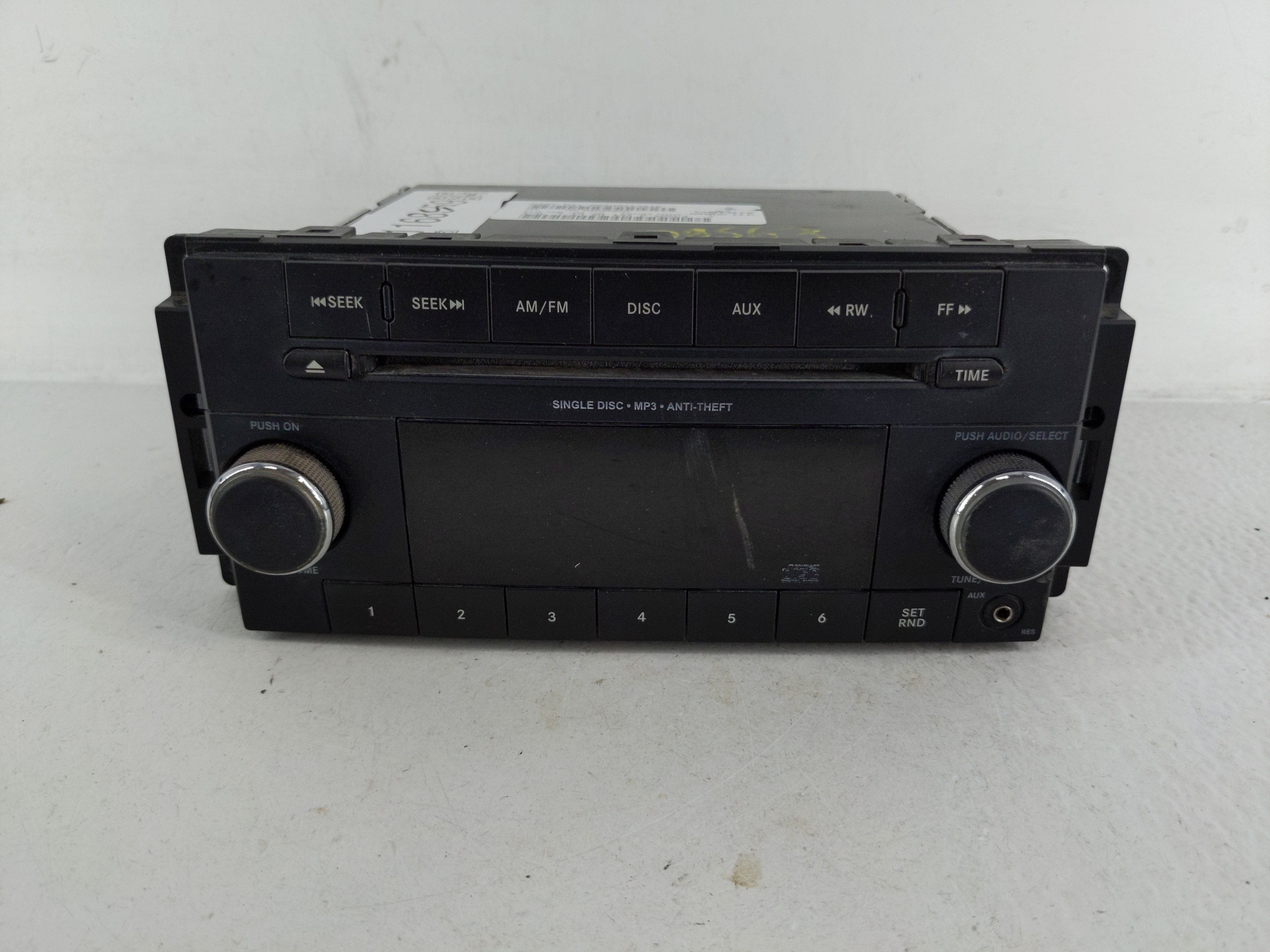 2011-2012 Dodge Avenger Am Fm Cd Player Radio Receiver 1168959 - Oemusedautoparts1.com