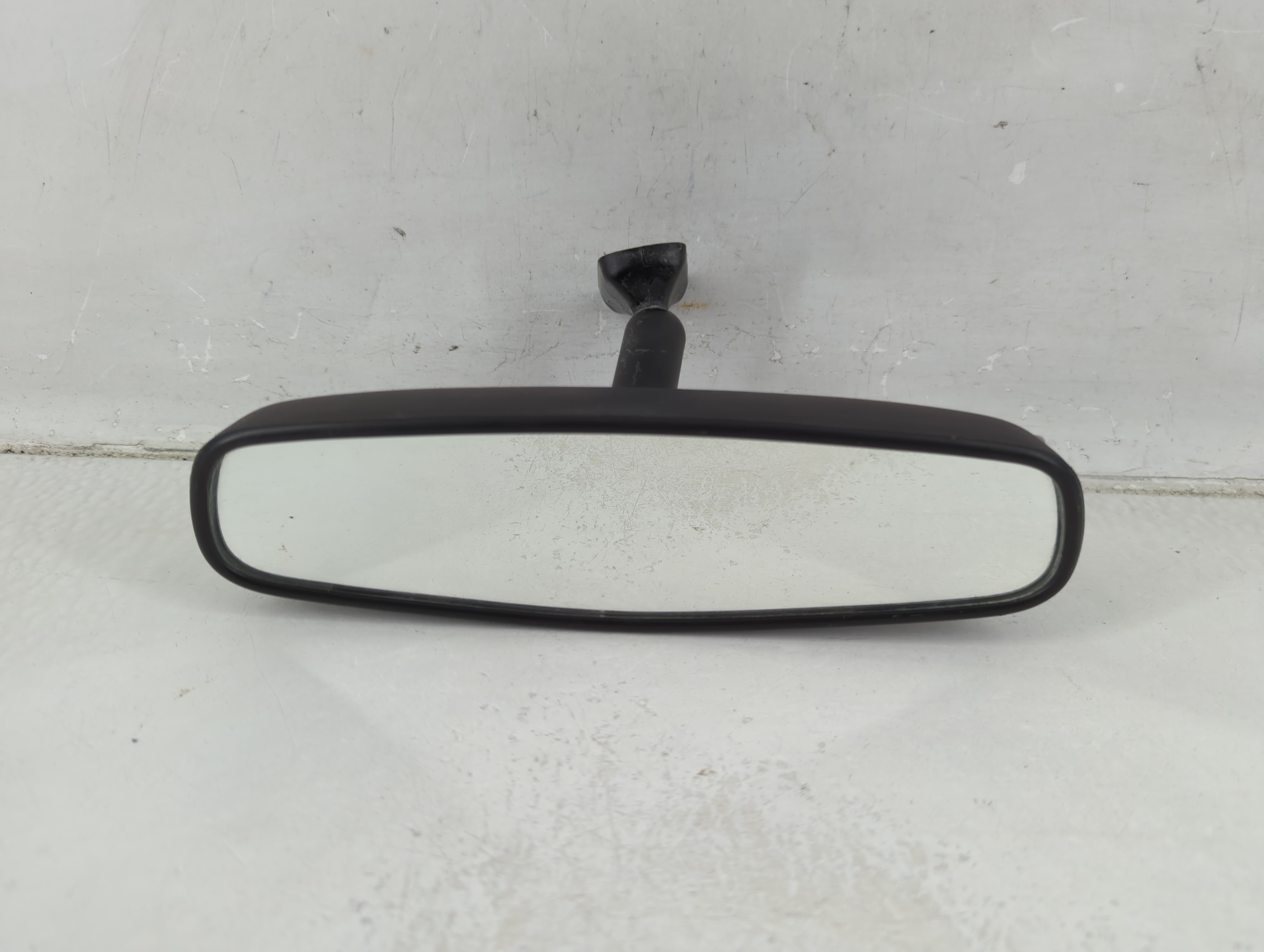 2018-2022 Chevrolet Traverse Interior Rear View Mirror Oem 1169035 - Oemusedautoparts1.com