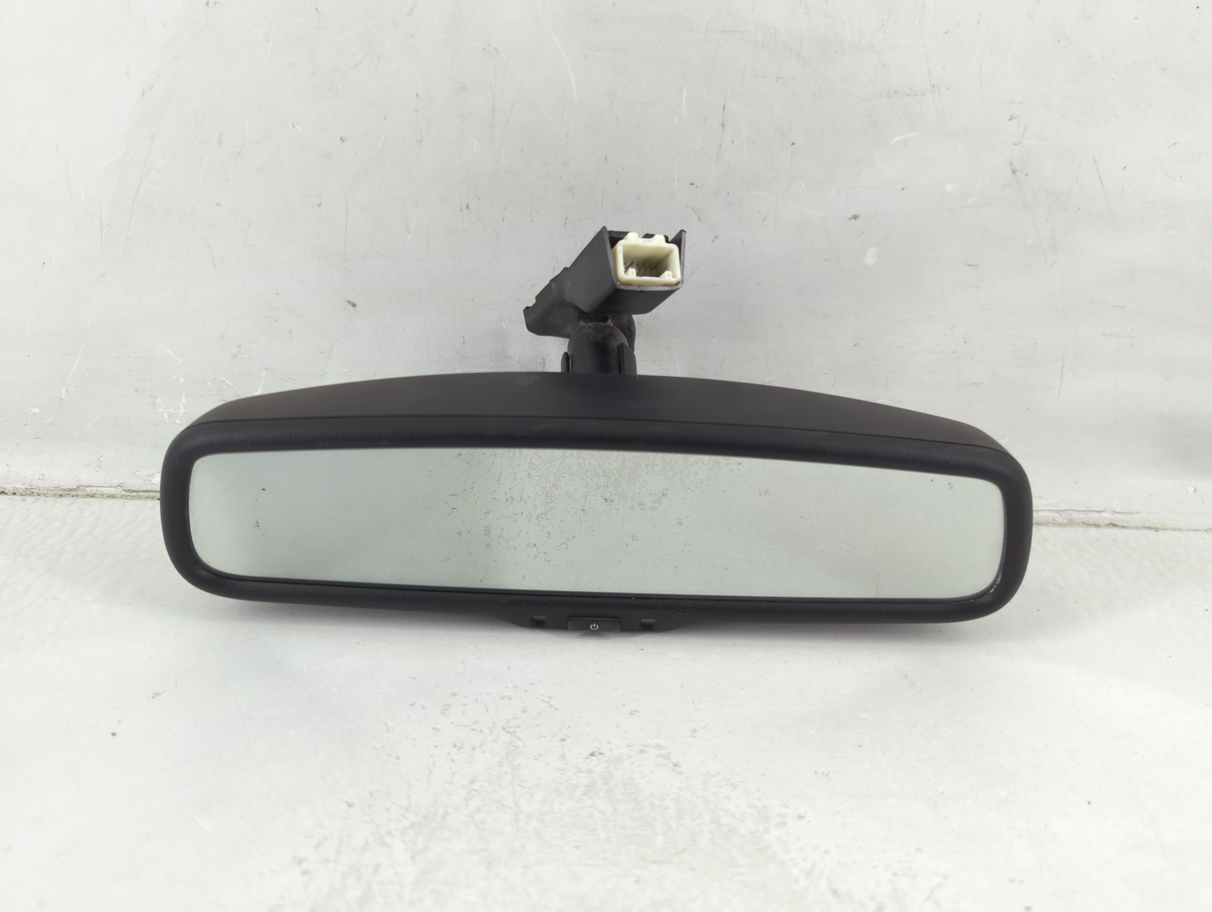 2012-2013 Toyota Tacoma Interior Rear View Mirror Oem 1169039 - Oemusedautoparts1.com