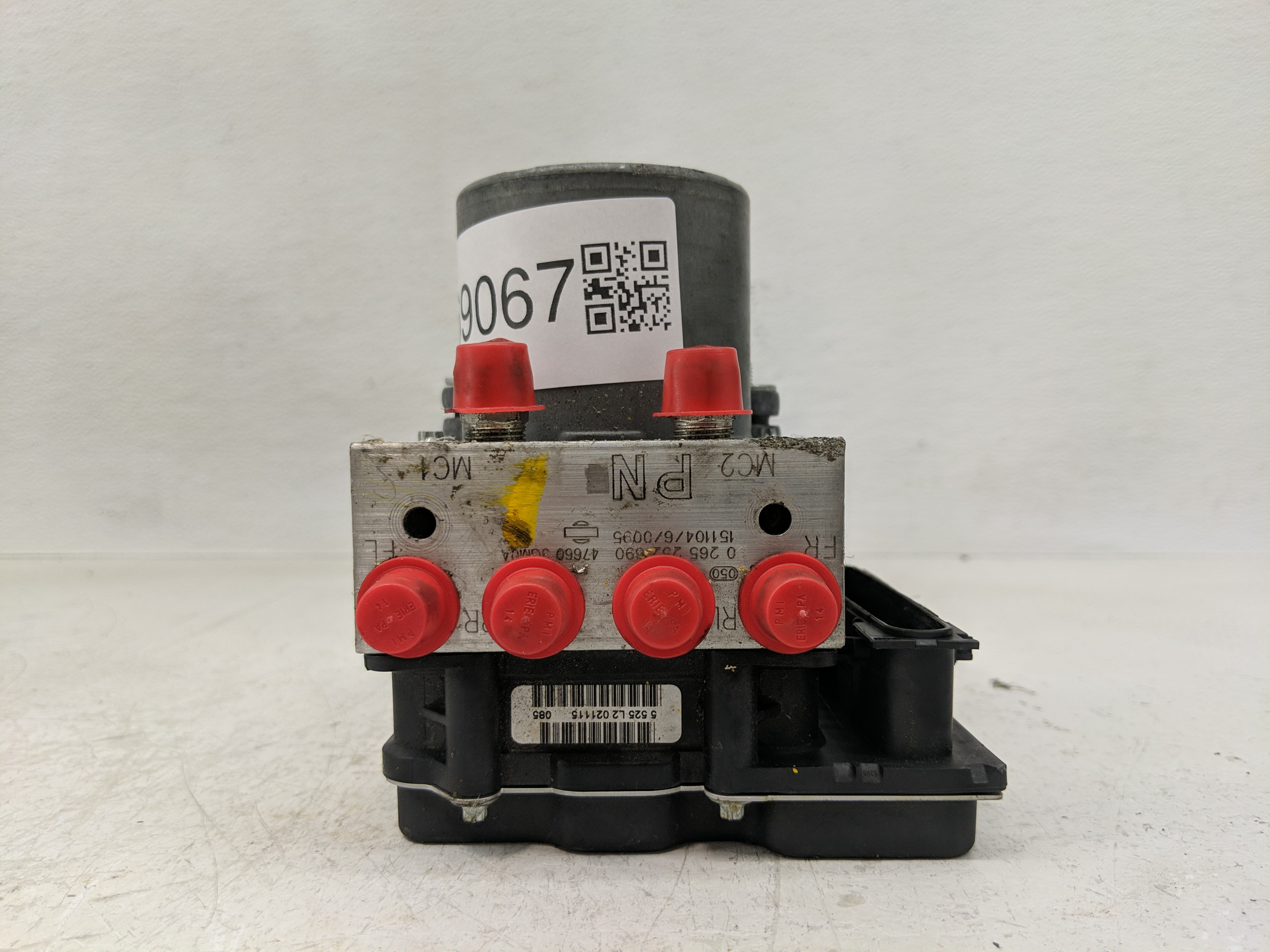 2015-2020 Nissan 370z Abs Pump Control Module 1169067 - Oemusedautoparts1.com