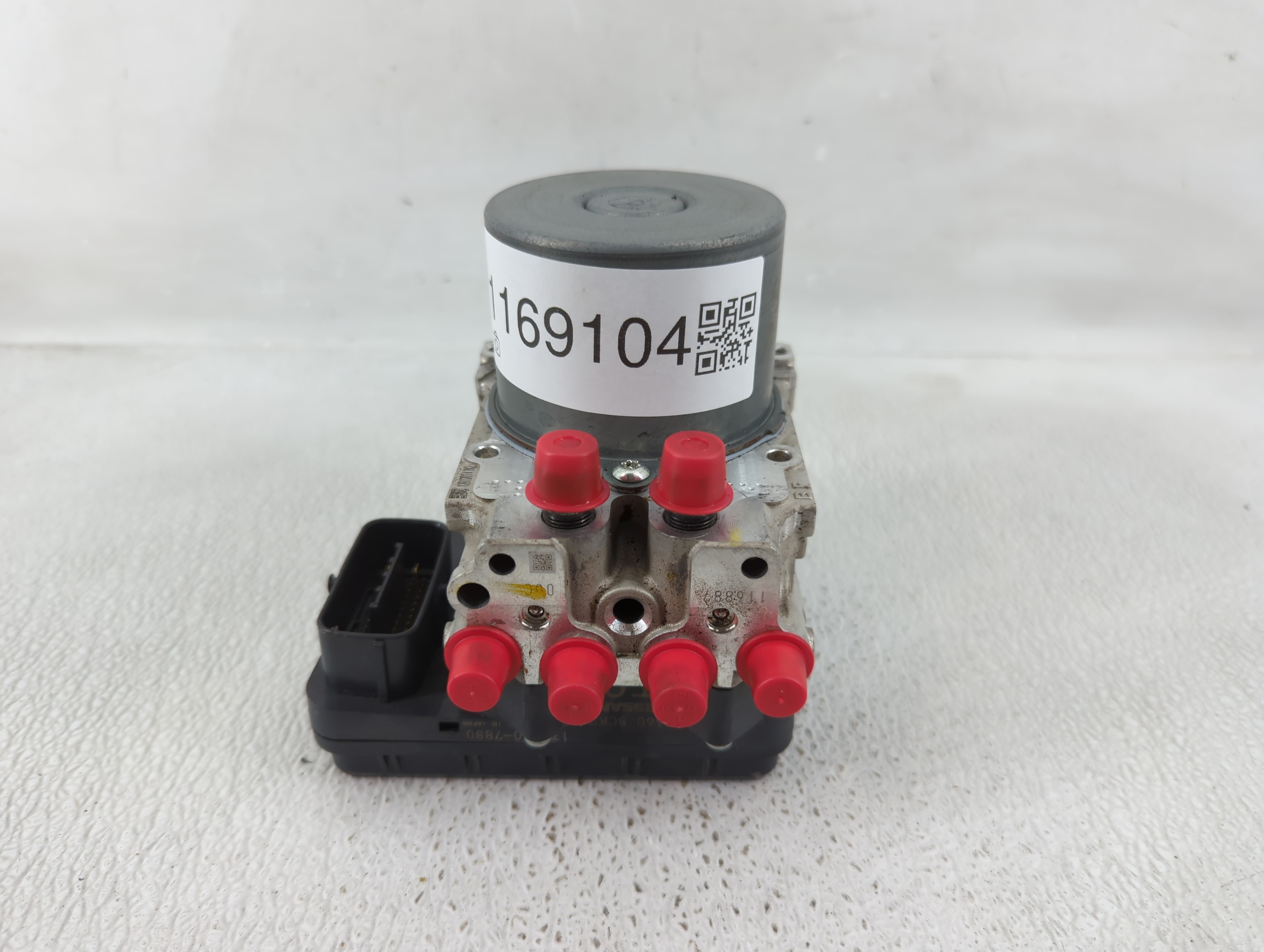 2018-2020 Infiniti Q60 Abs Pump Control Module 1169104 - Oemusedautoparts1.com