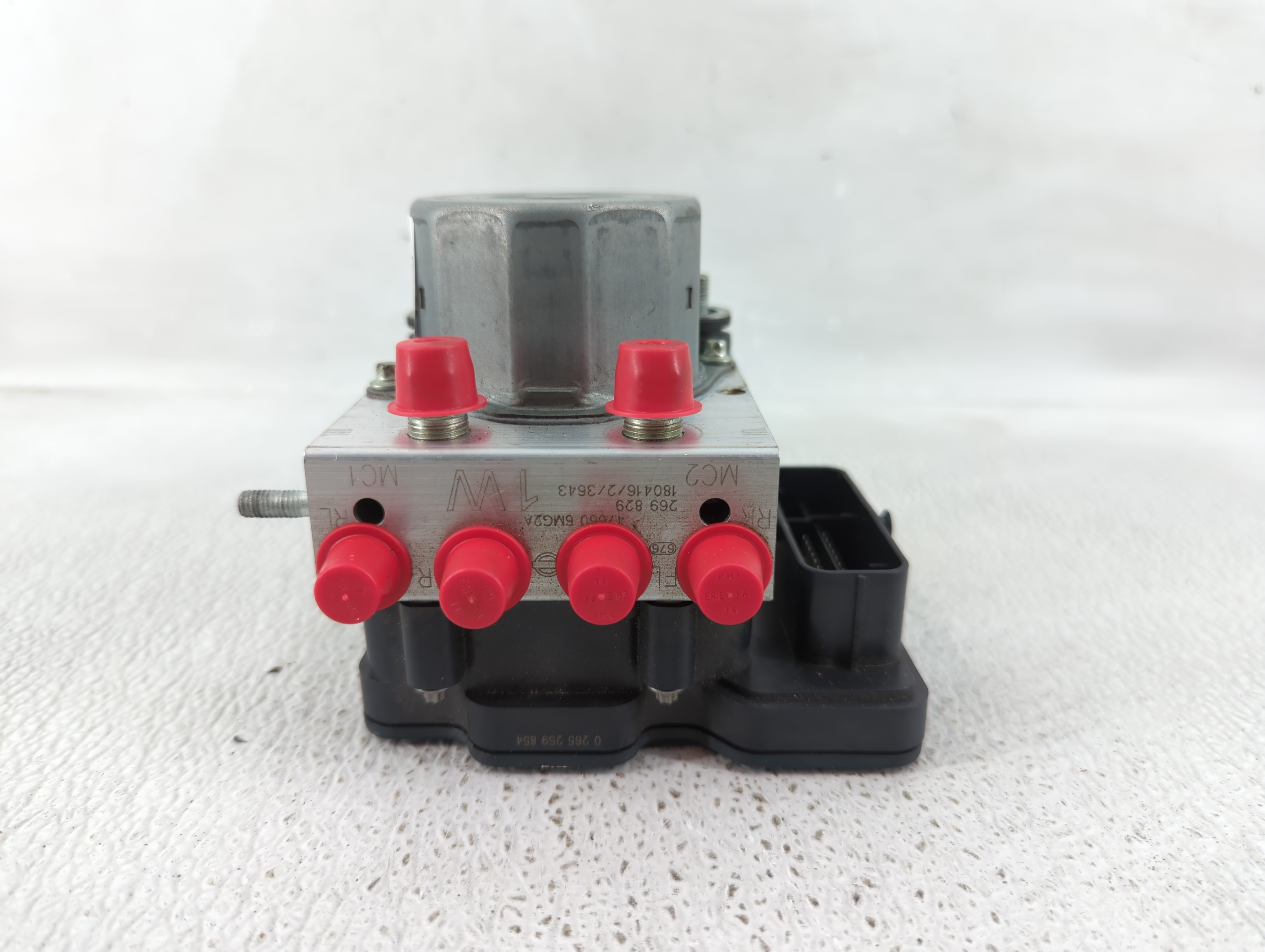 2018-2018 Nissan Rogue Sport Abs Pump Control Module 1169105 - Oemusedautoparts1.com