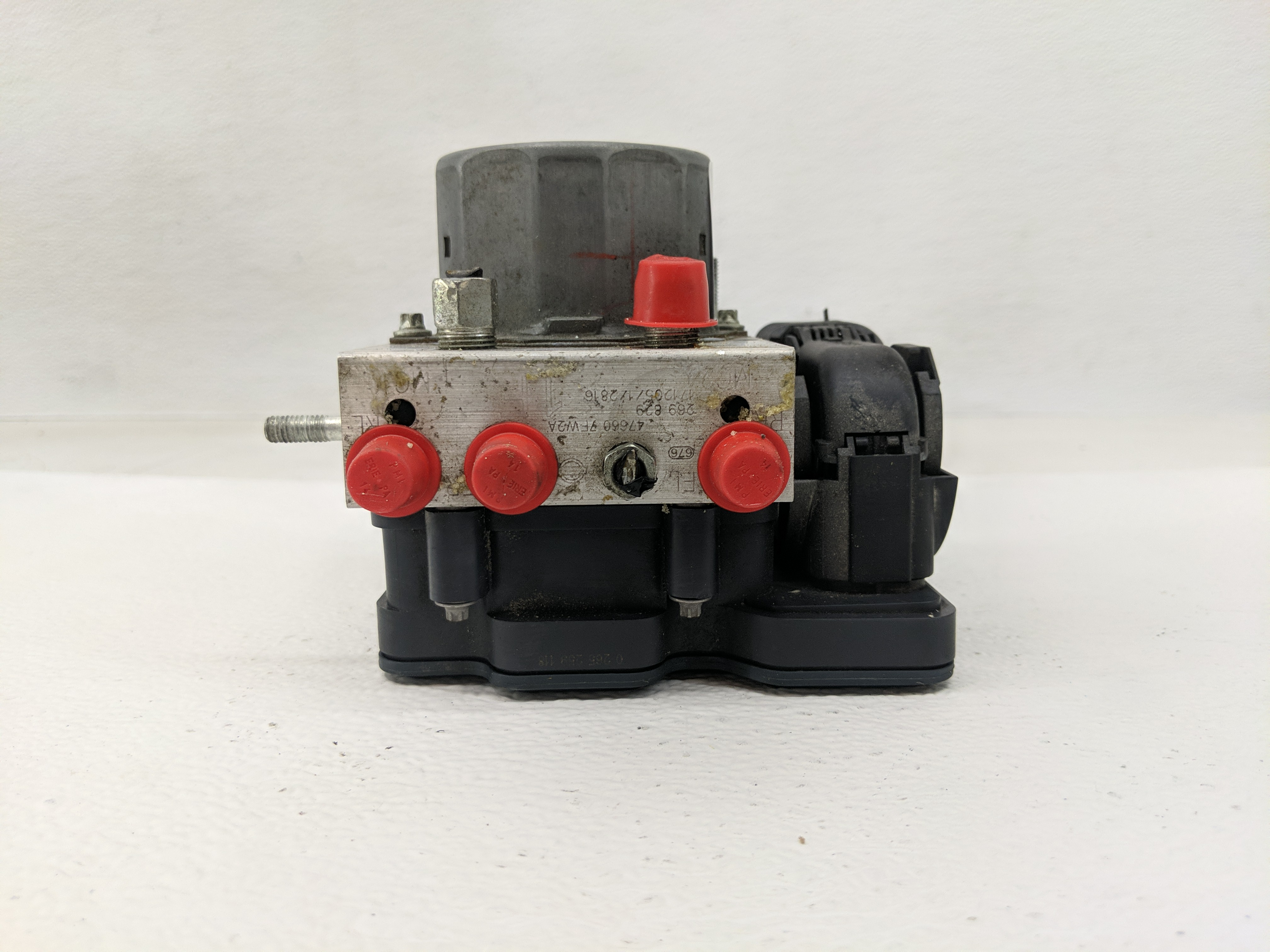 2018-2018 Nissan Rogue Abs Pump Control Module 1169118 - Oemusedautoparts1.com