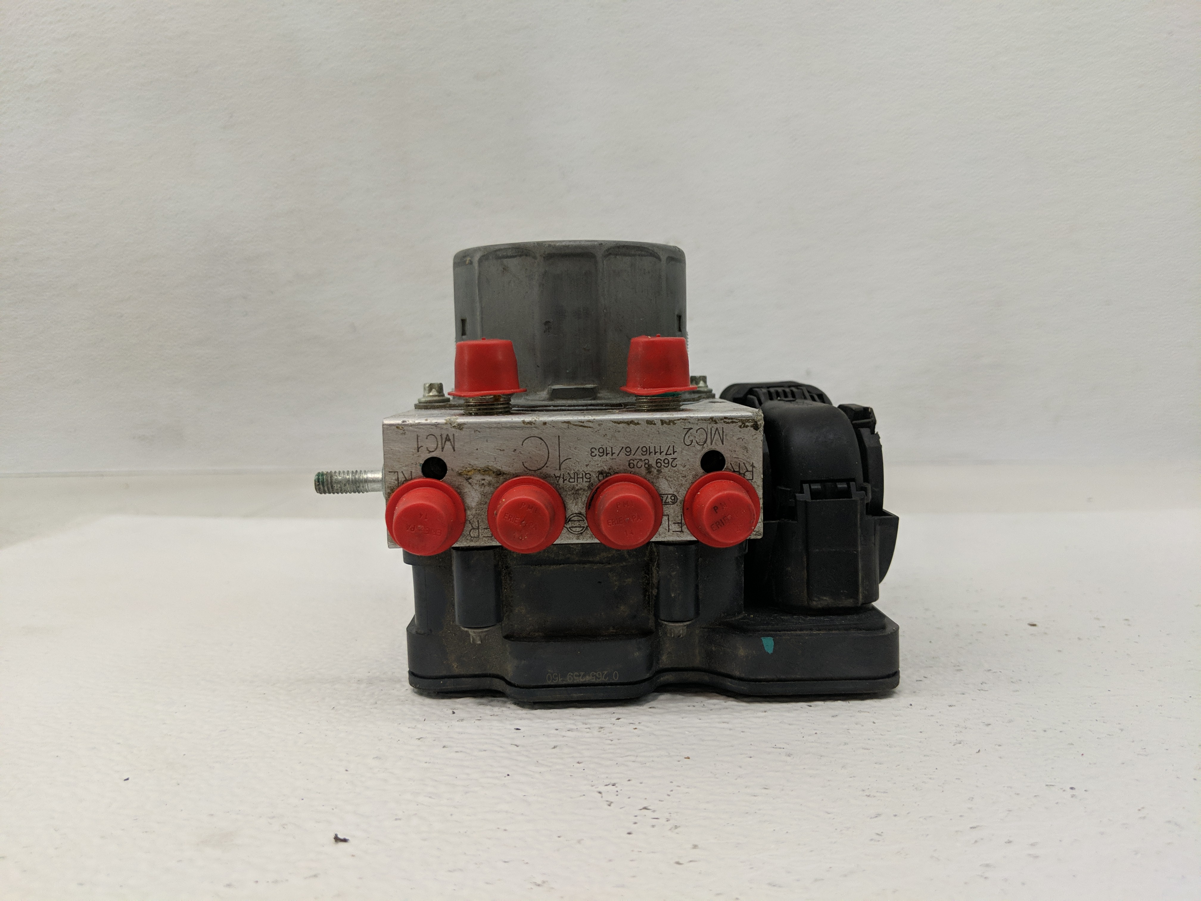 2018-2018 Nissan Rogue Abs Pump Control Module 1169123 - Oemusedautoparts1.com