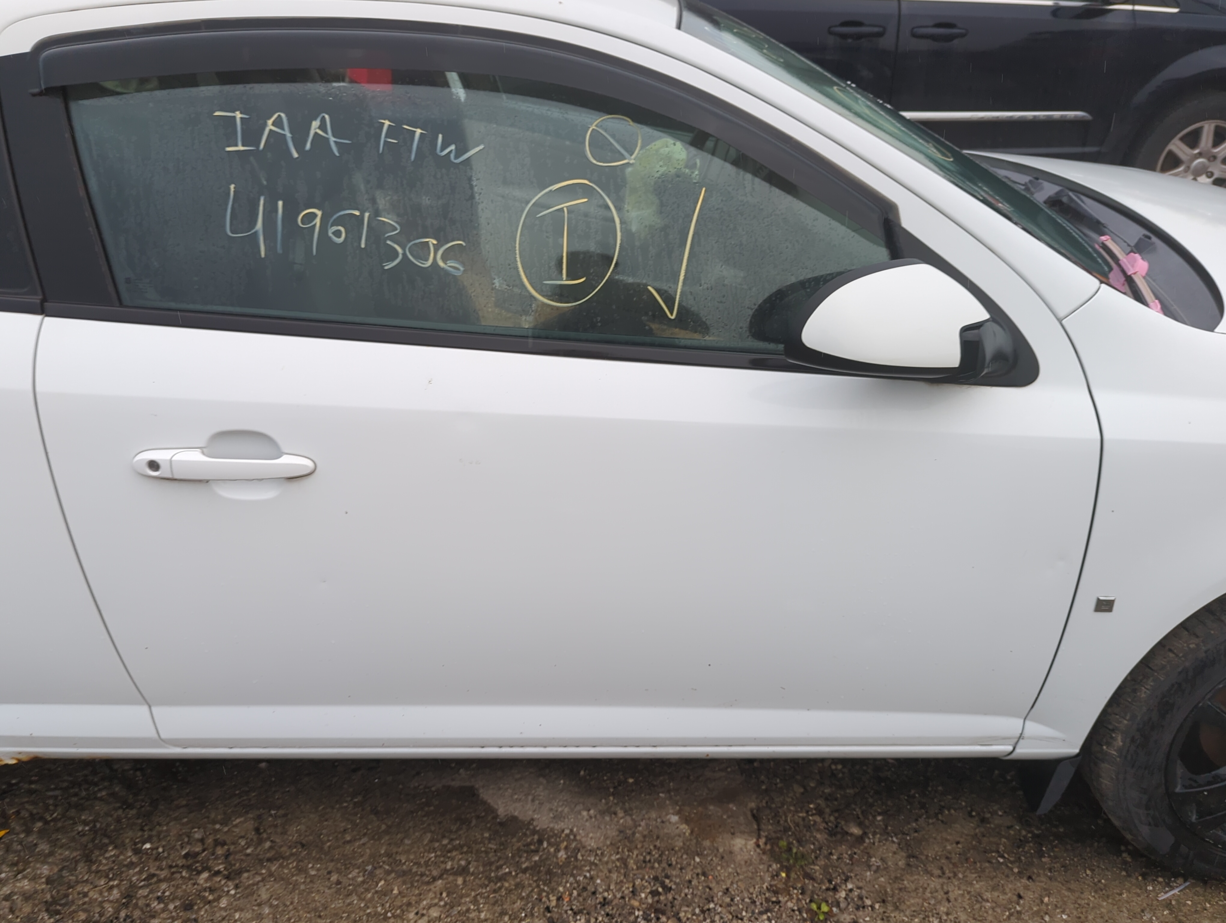 2005-2010 Chevrolet Cobalt Passenger Front Door Oem 1169207 - Oemusedautoparts1.com