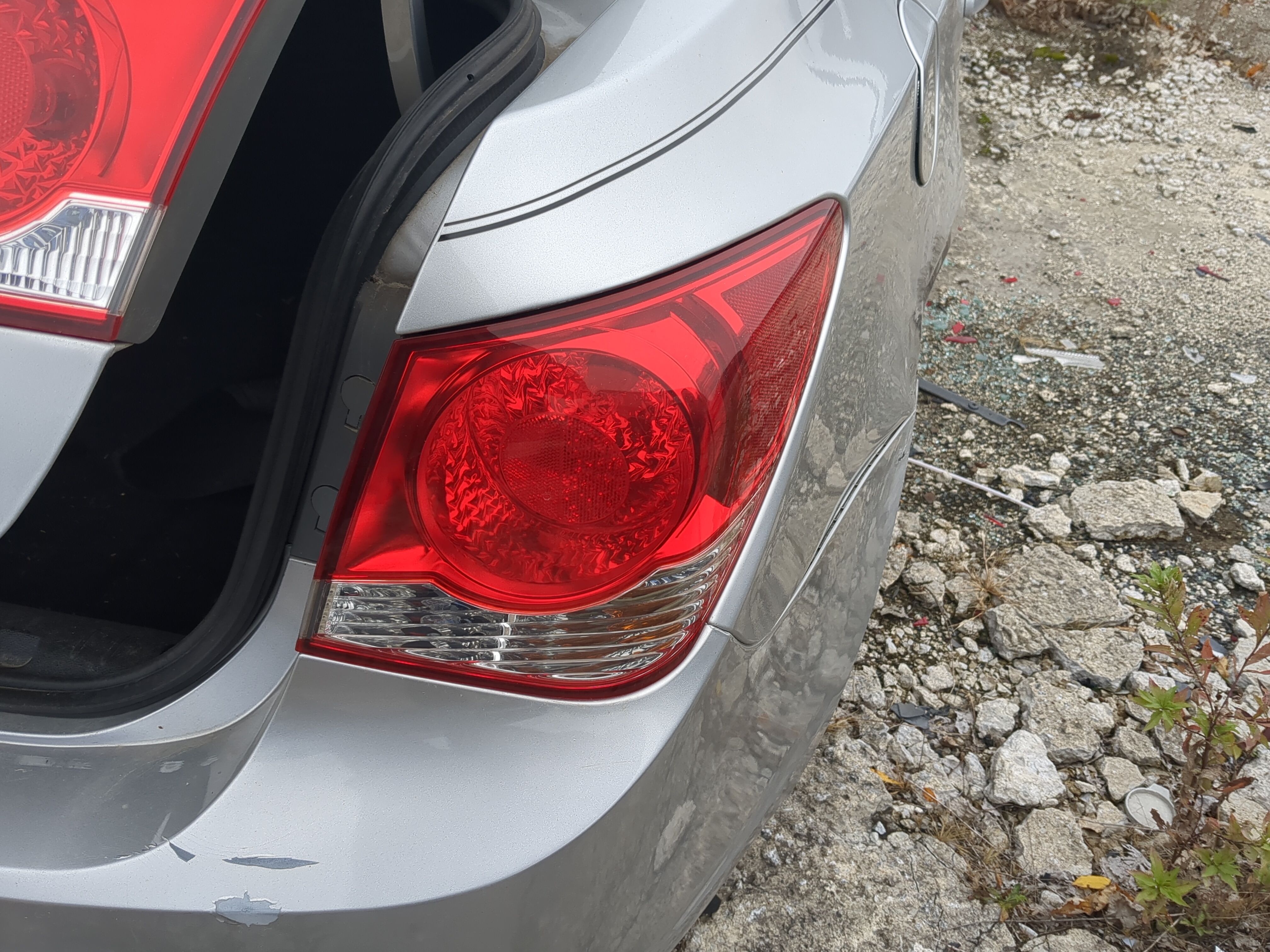 Picture of Chevrolet Cruze Limited Passenger Right Side Tail Light Taillight Oem 1169542