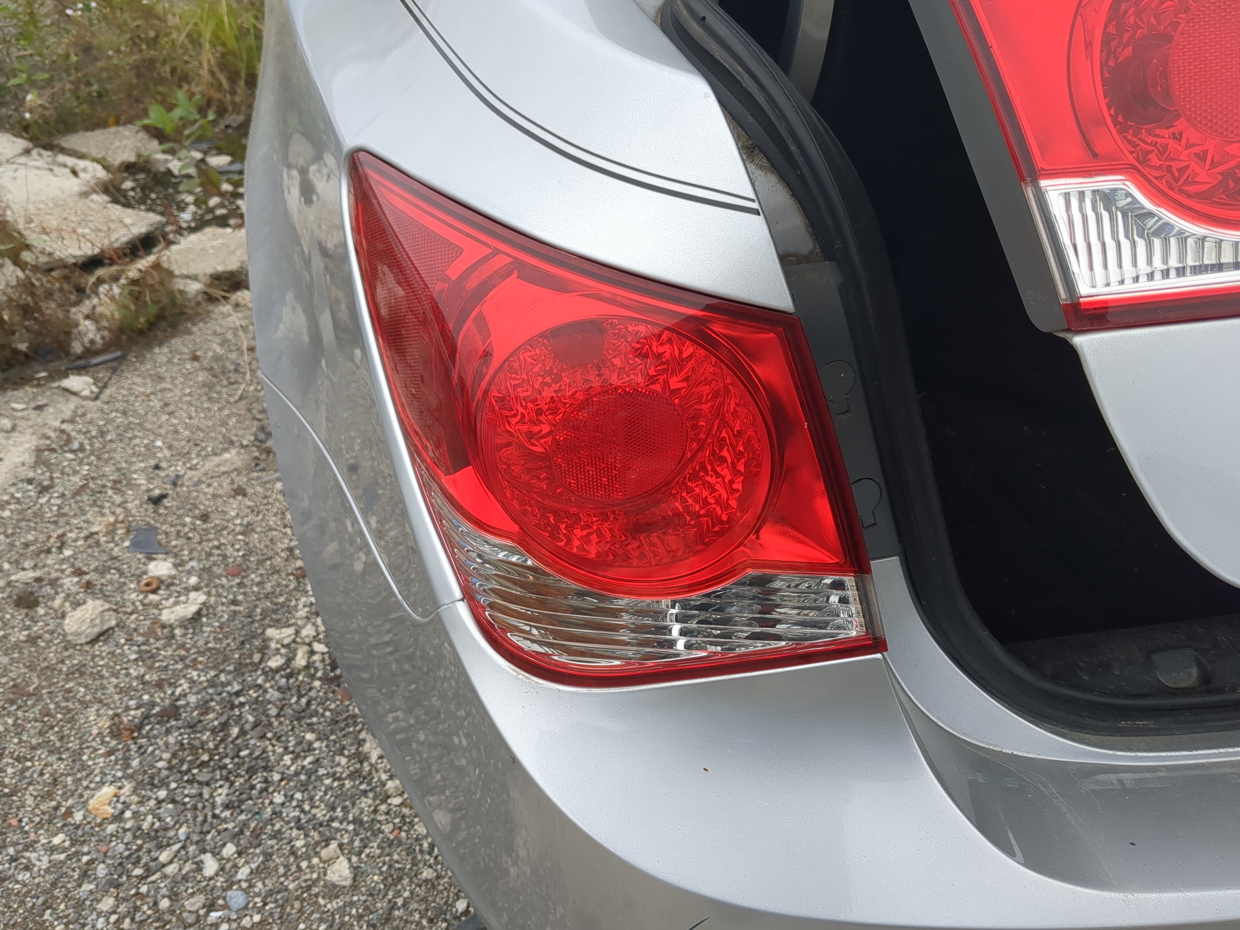 Picture of Chevrolet Cruze Limited Driver Left Side Tail Light Taillight Oem 1169543