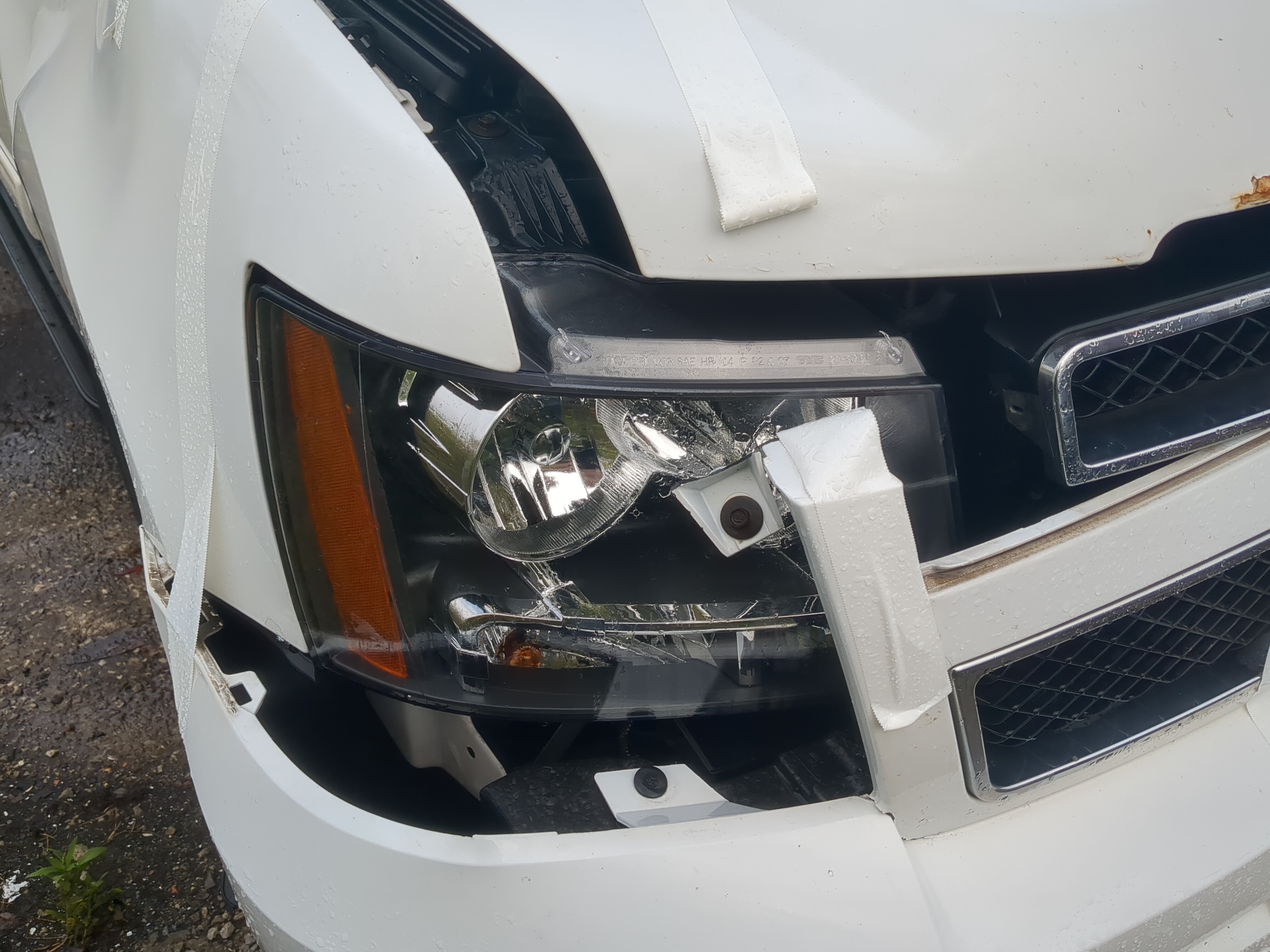 Head Lights 2011 CHEVROLET SUBURBAN 1500 - Oemusedautoparts1.com