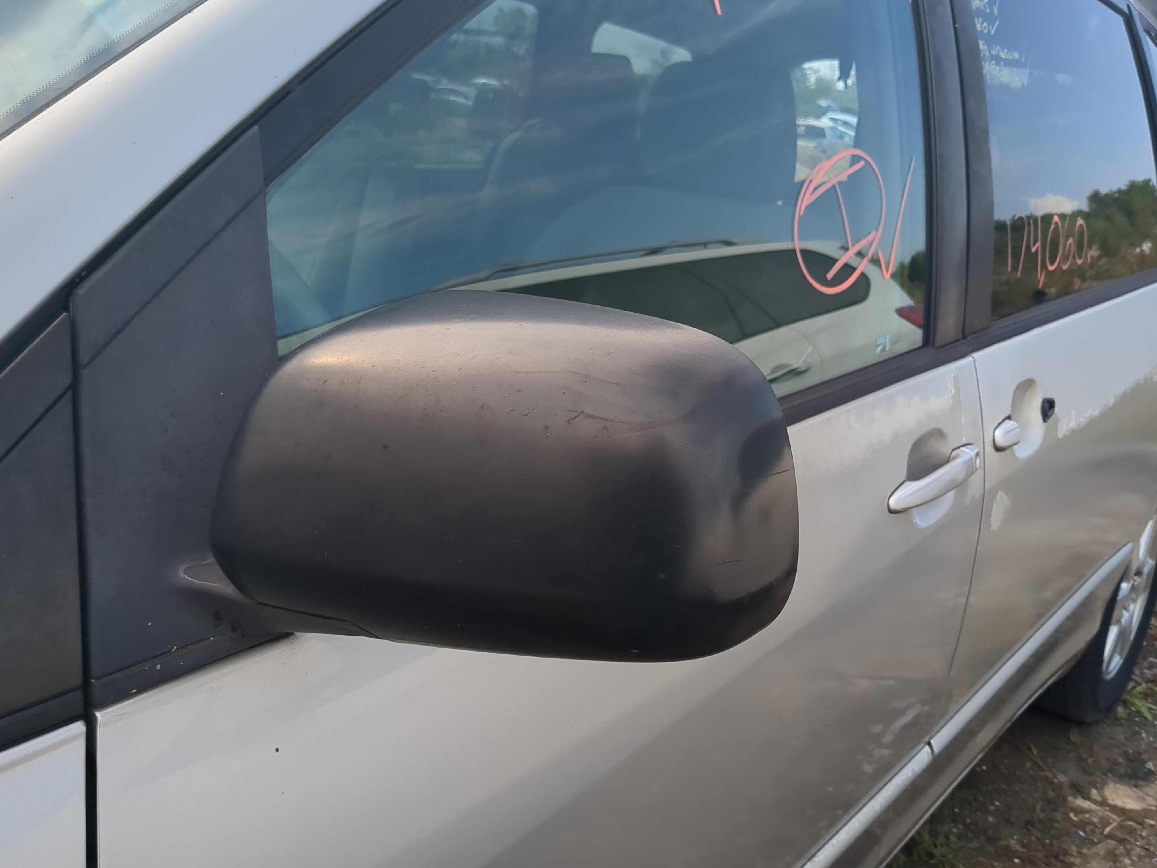 Picture of 2004-2010 Toyota Sienna Driver Left Side View Power Door Mirror 1169918