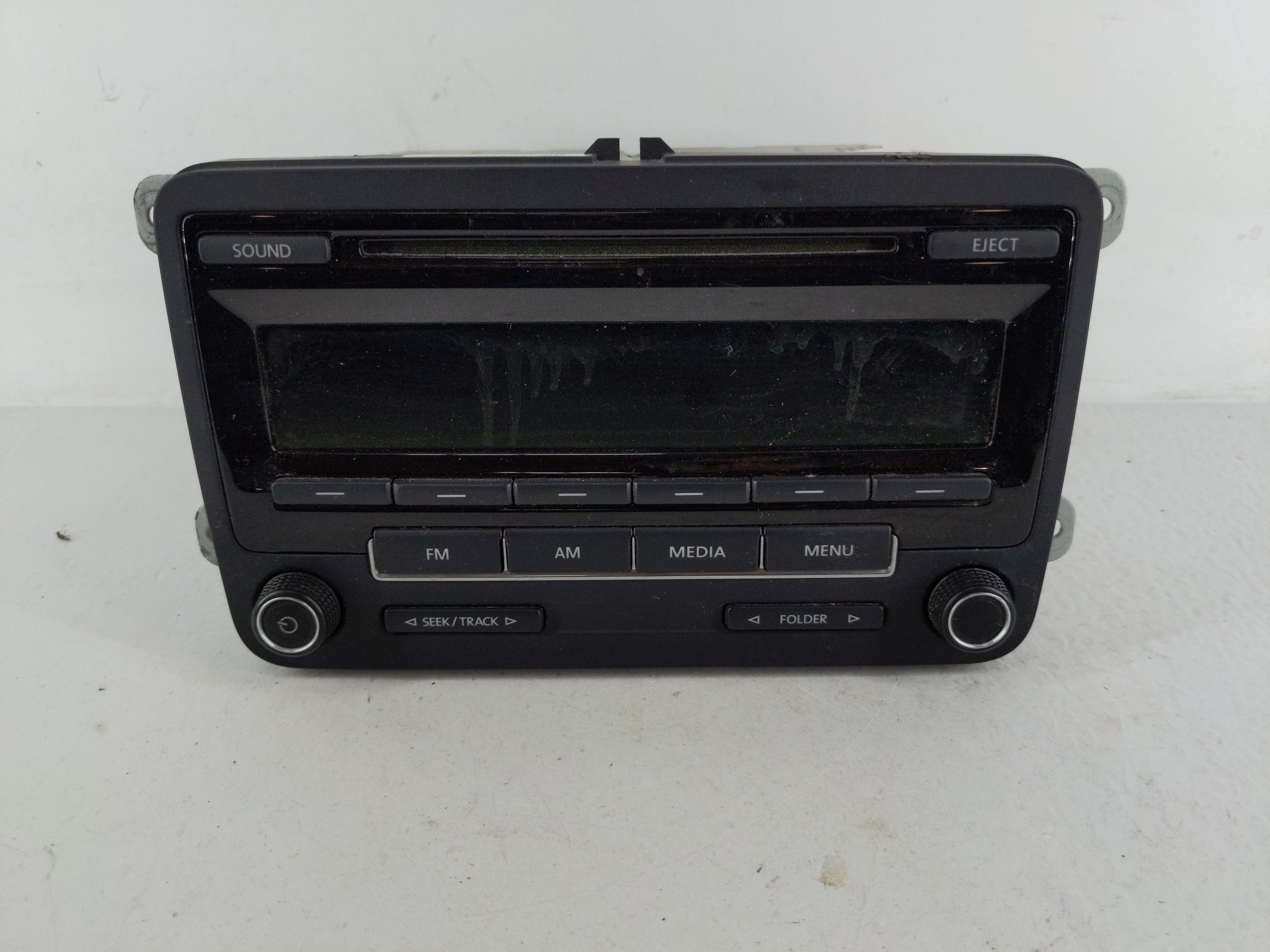 2011-2014 Volkswagen Jetta Am Fm Cd Player Radio Receiver 1169990 - Oemusedautoparts1.com