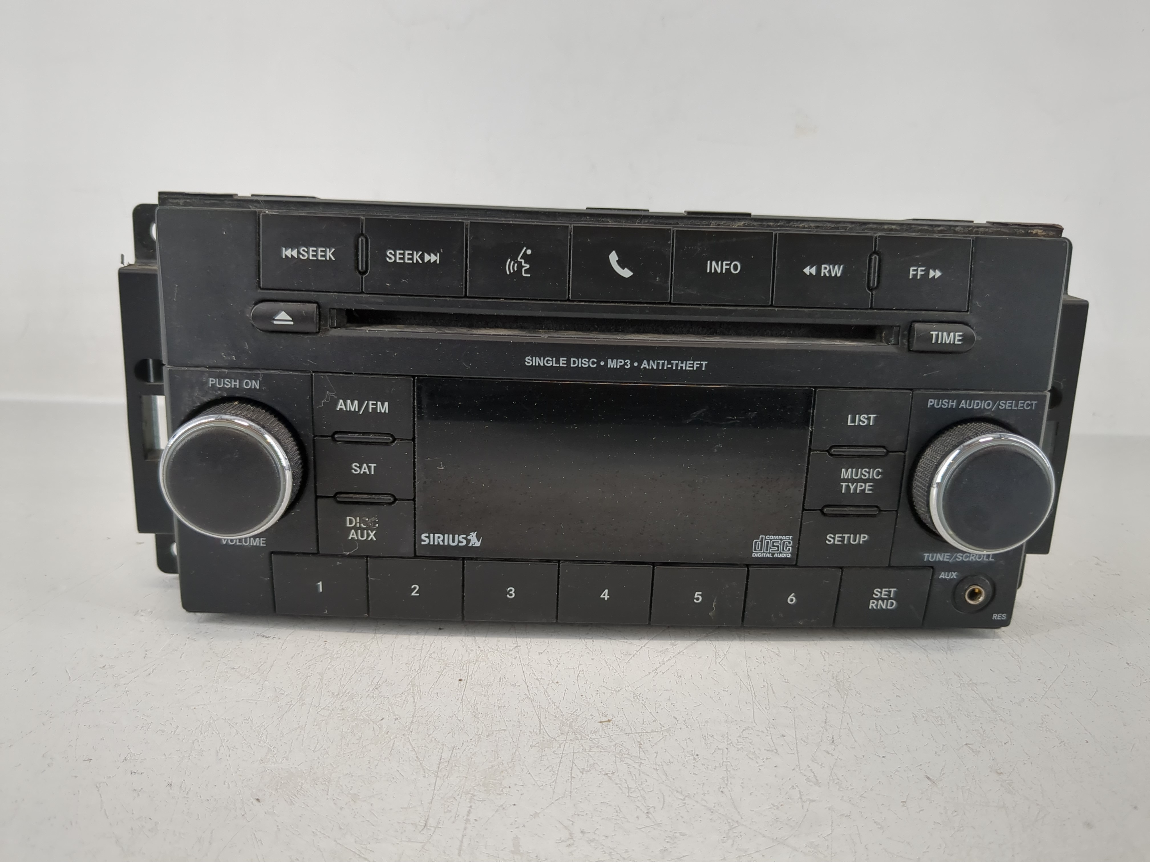 2013-2014 Chrysler 200 Am Fm Cd Player Radio Receiver 1169999 - Oemusedautoparts1.com