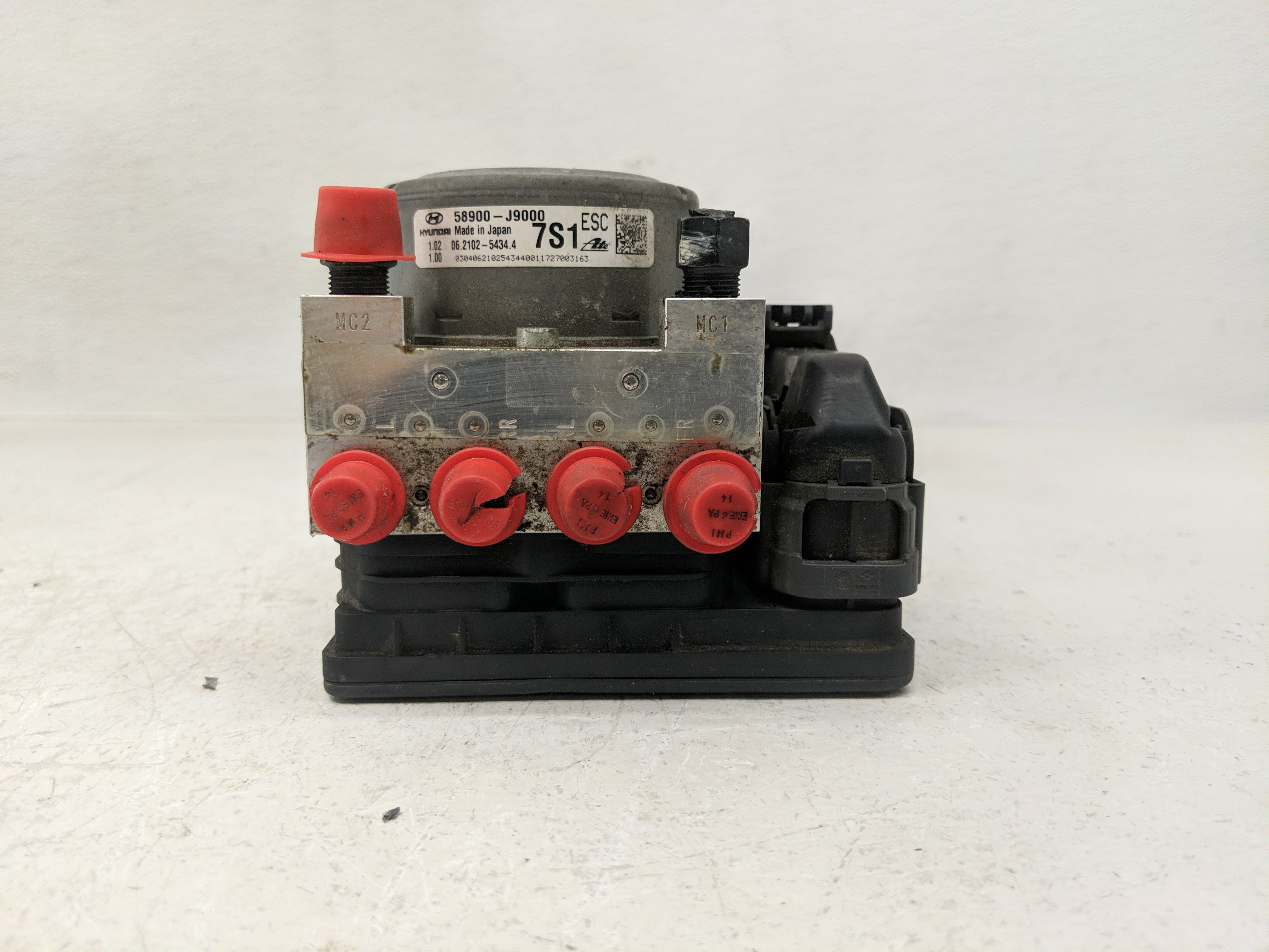 2018-2020 Hyundai Kona Abs Pump Control Module 1170036 - Oemusedautoparts1.com