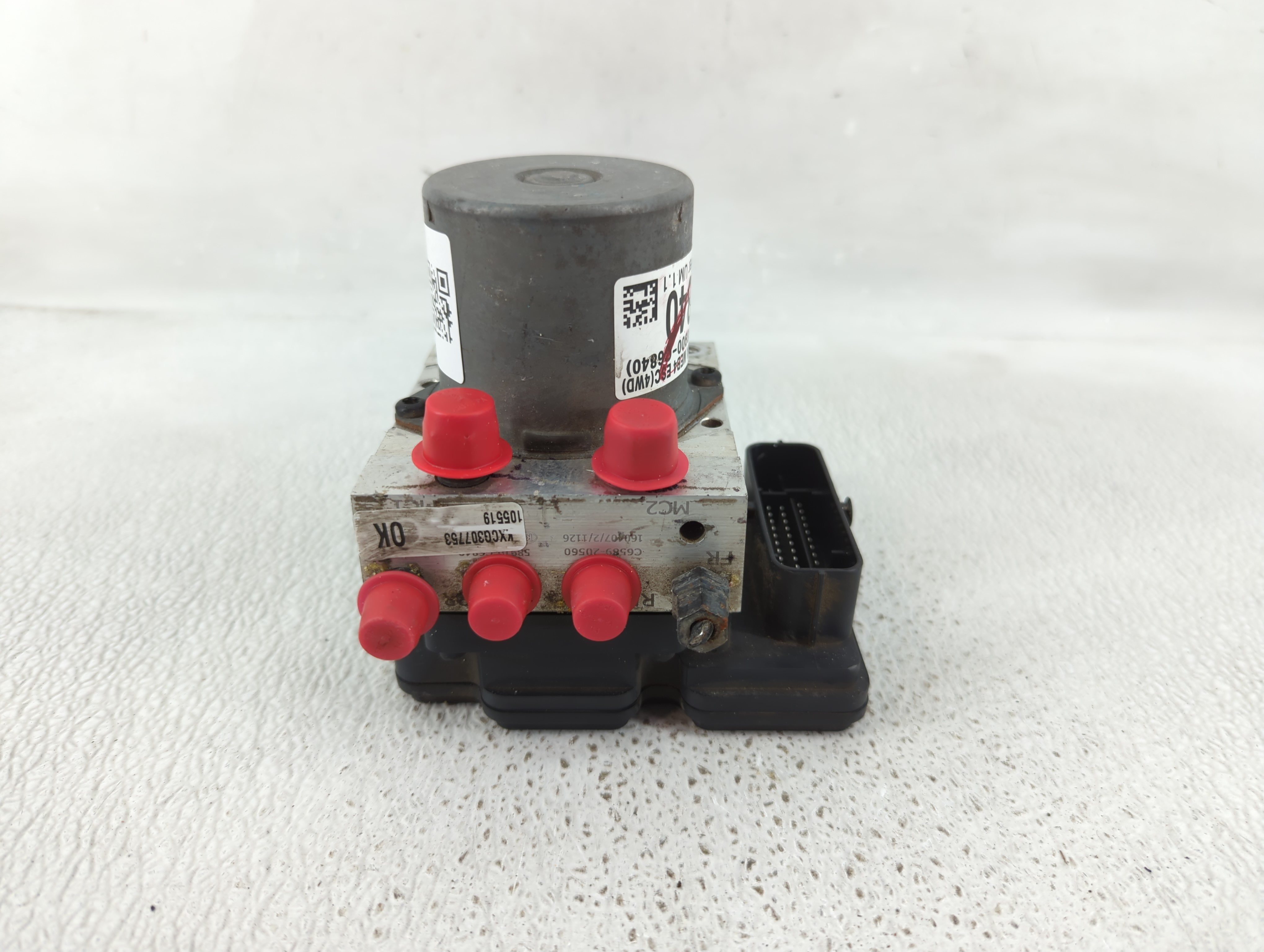 2016-2018 Kia Sorento Abs Pump Control Module 1170050 - Oemusedautoparts1.com