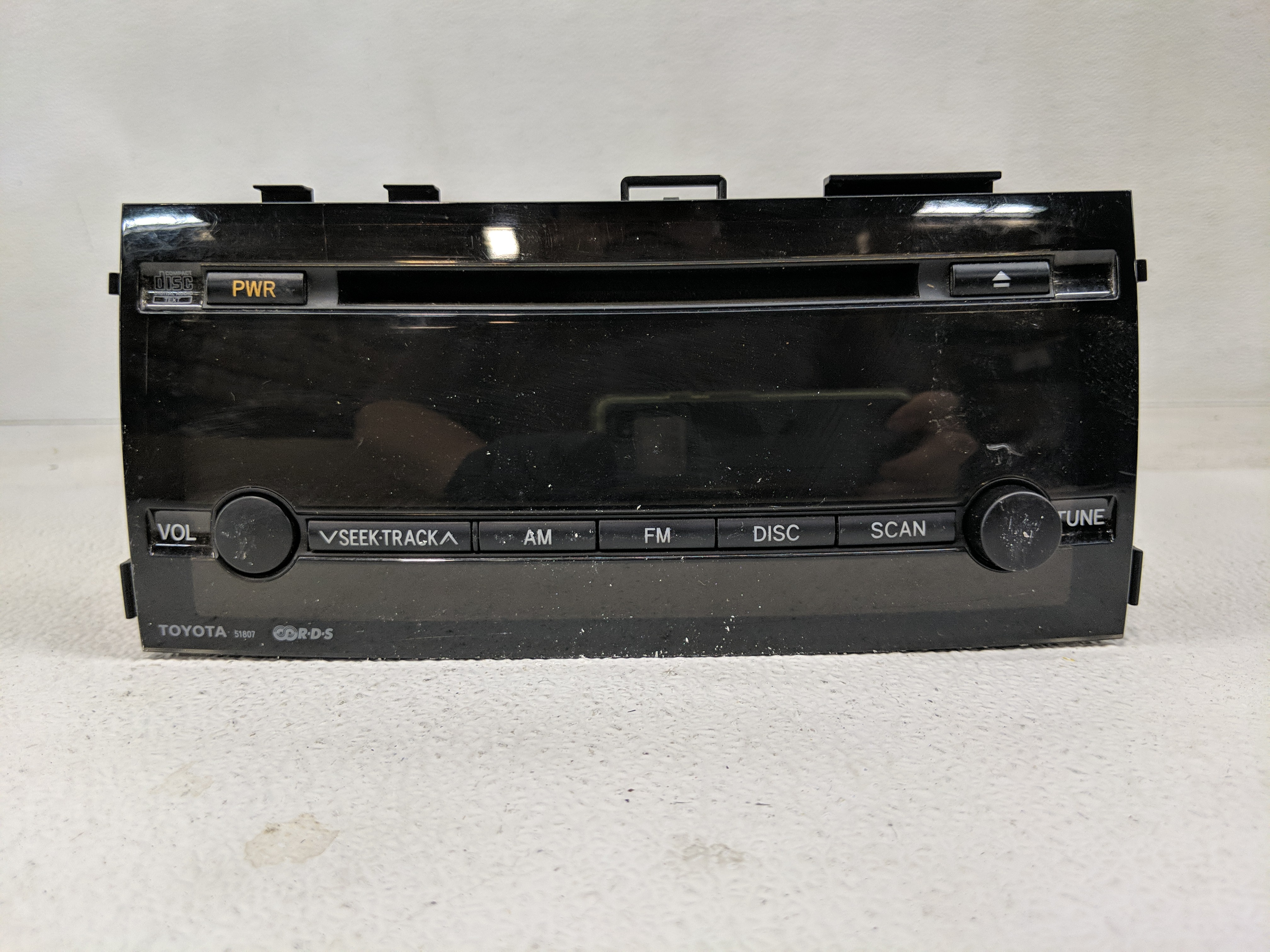 2004-2005 Toyota Prius Am Fm Cd Player Radio Receiver 1170104 - Oemusedautoparts1.com