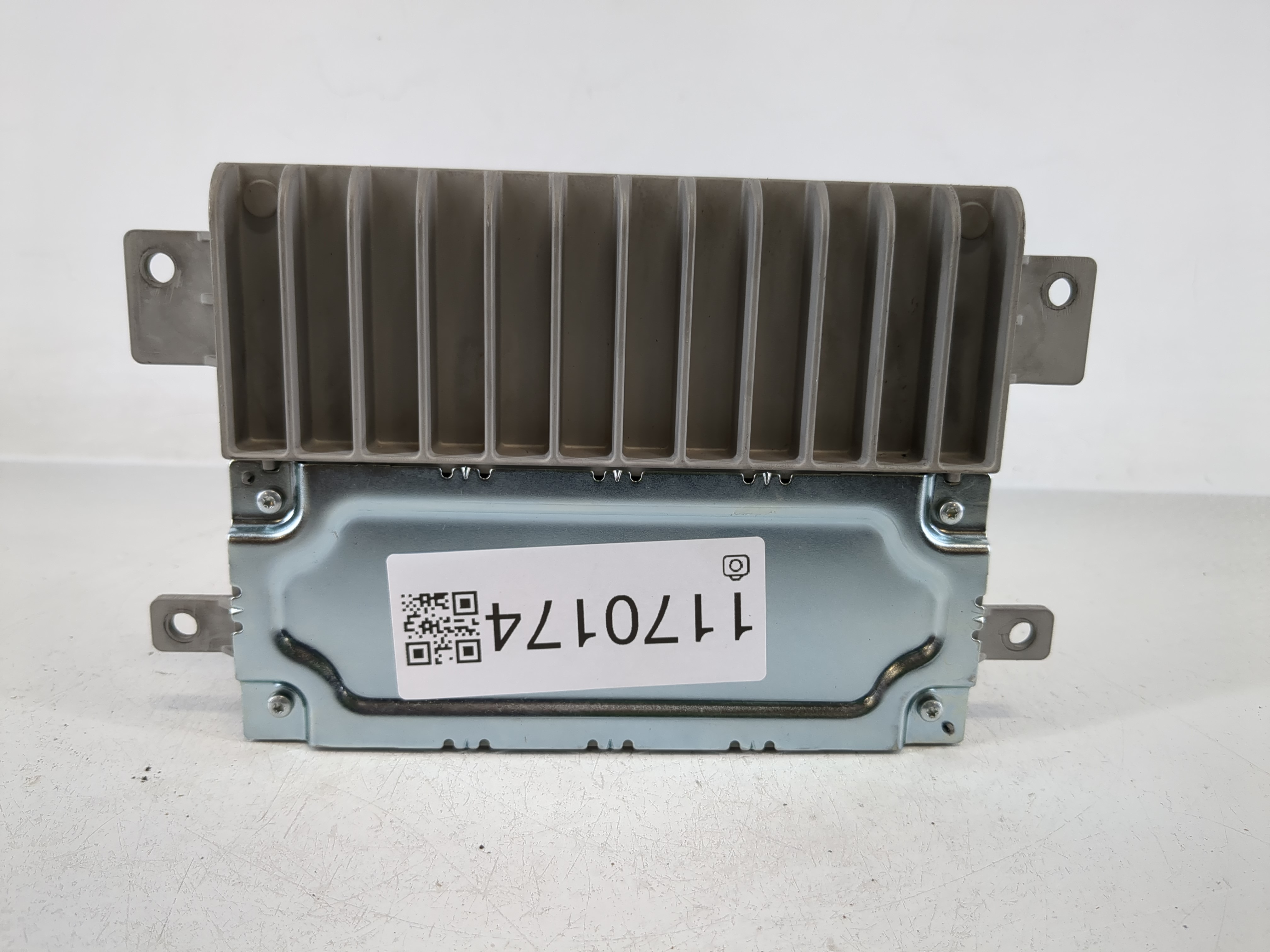 2017-2018 Chrysler Pacifica Am Fm Cd Player Radio Receiver 1170174 - Oemusedautoparts1.com