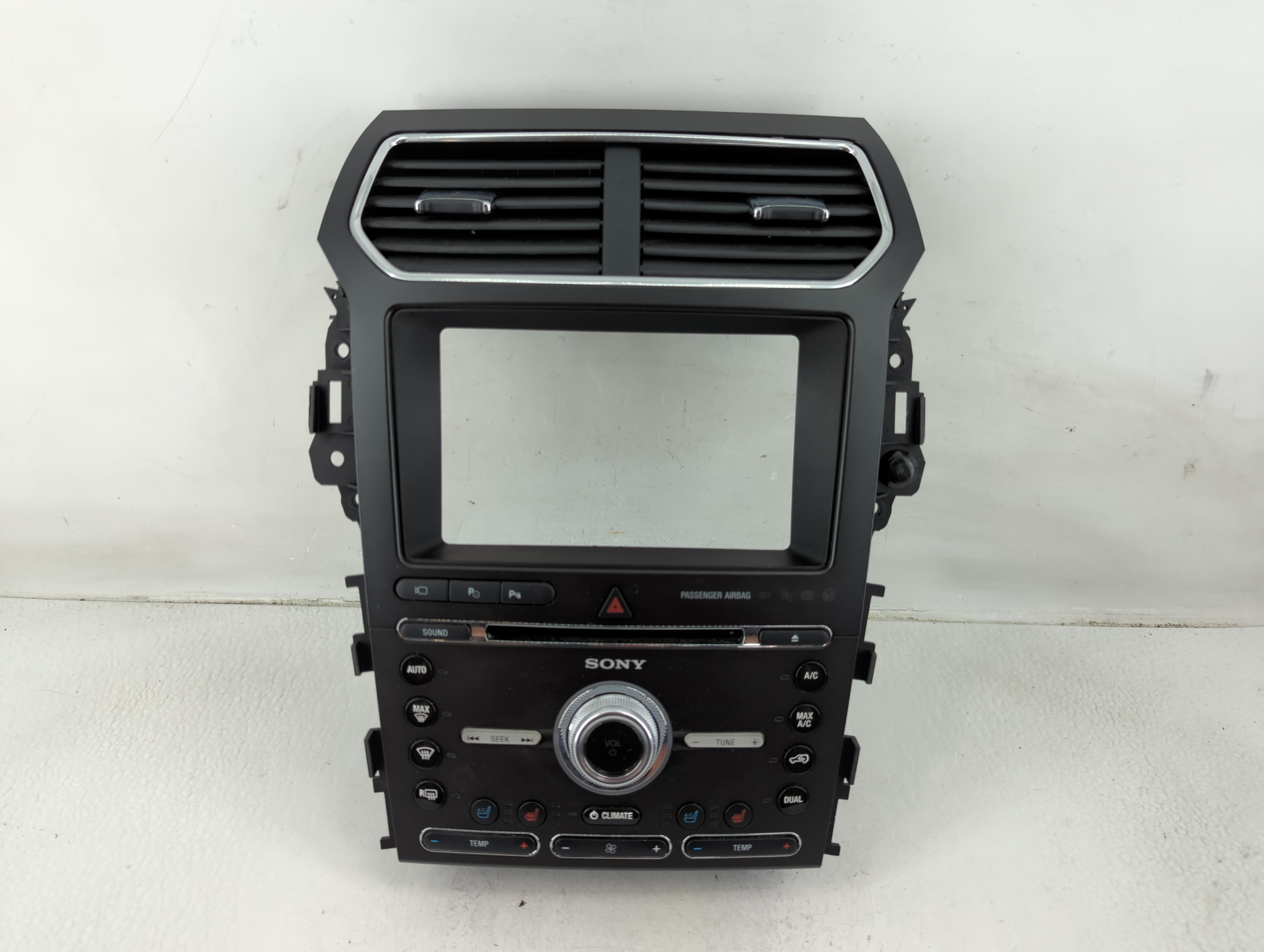 2016-2016 Ford Explorer Am Fm Cd Player Radio Receiver 1170185 - Oemusedautoparts1.com
