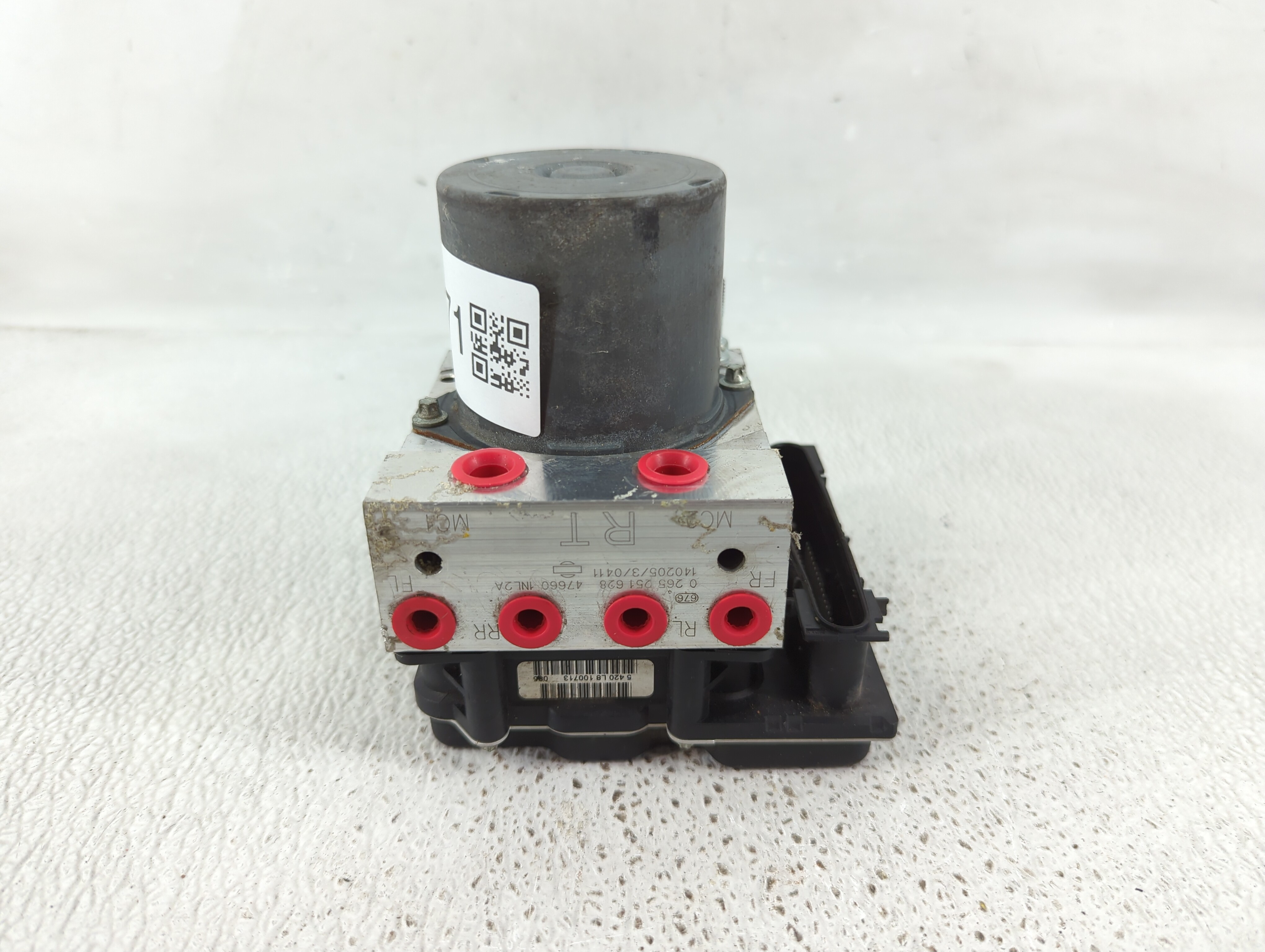 2014-2015 Infiniti Q60 Abs Pump Control Module 1170271 - Oemusedautoparts1.com