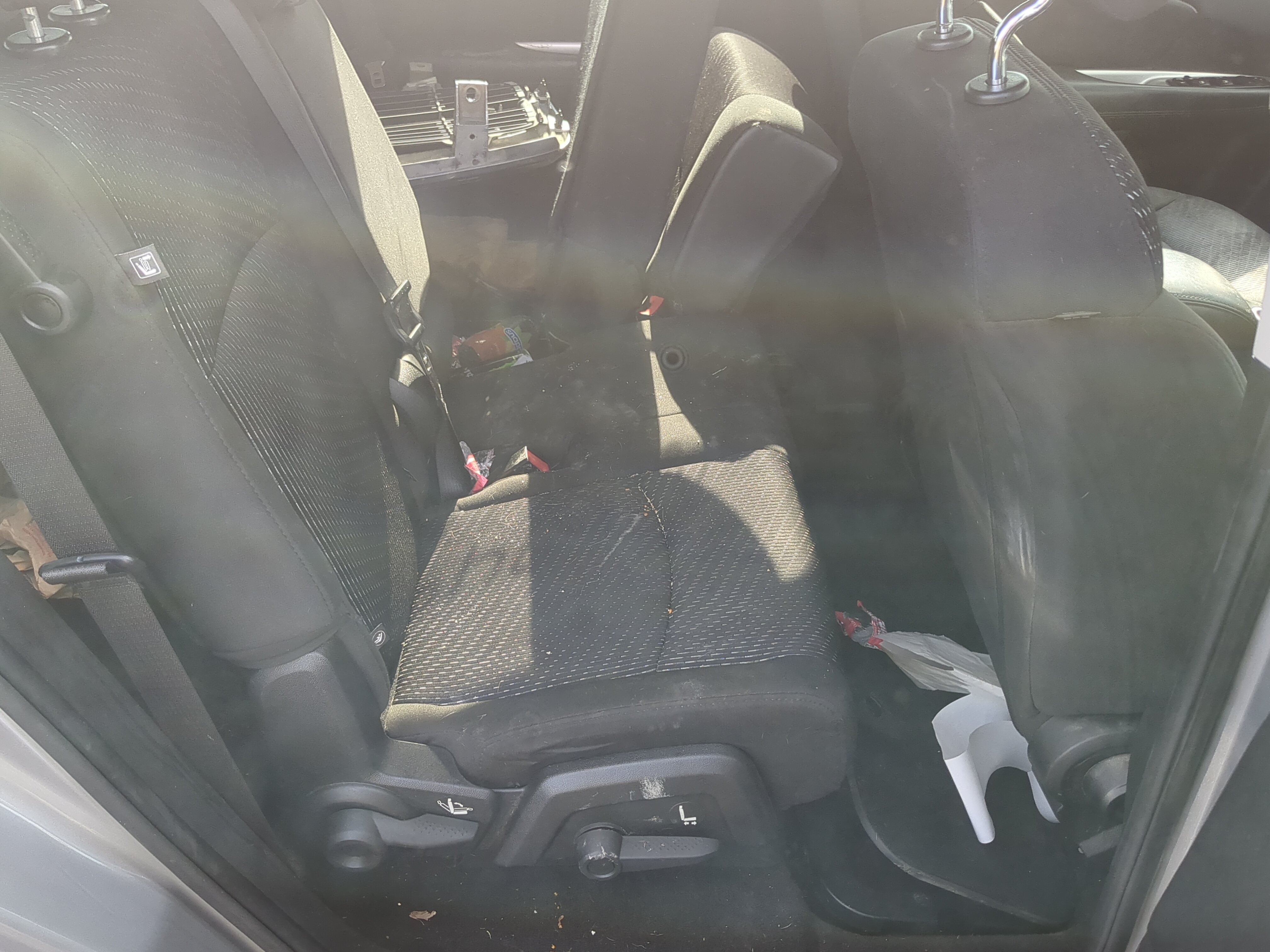 2015 Dodge Journey Rear Seat Oem 1170420 - Oemusedautoparts1.com