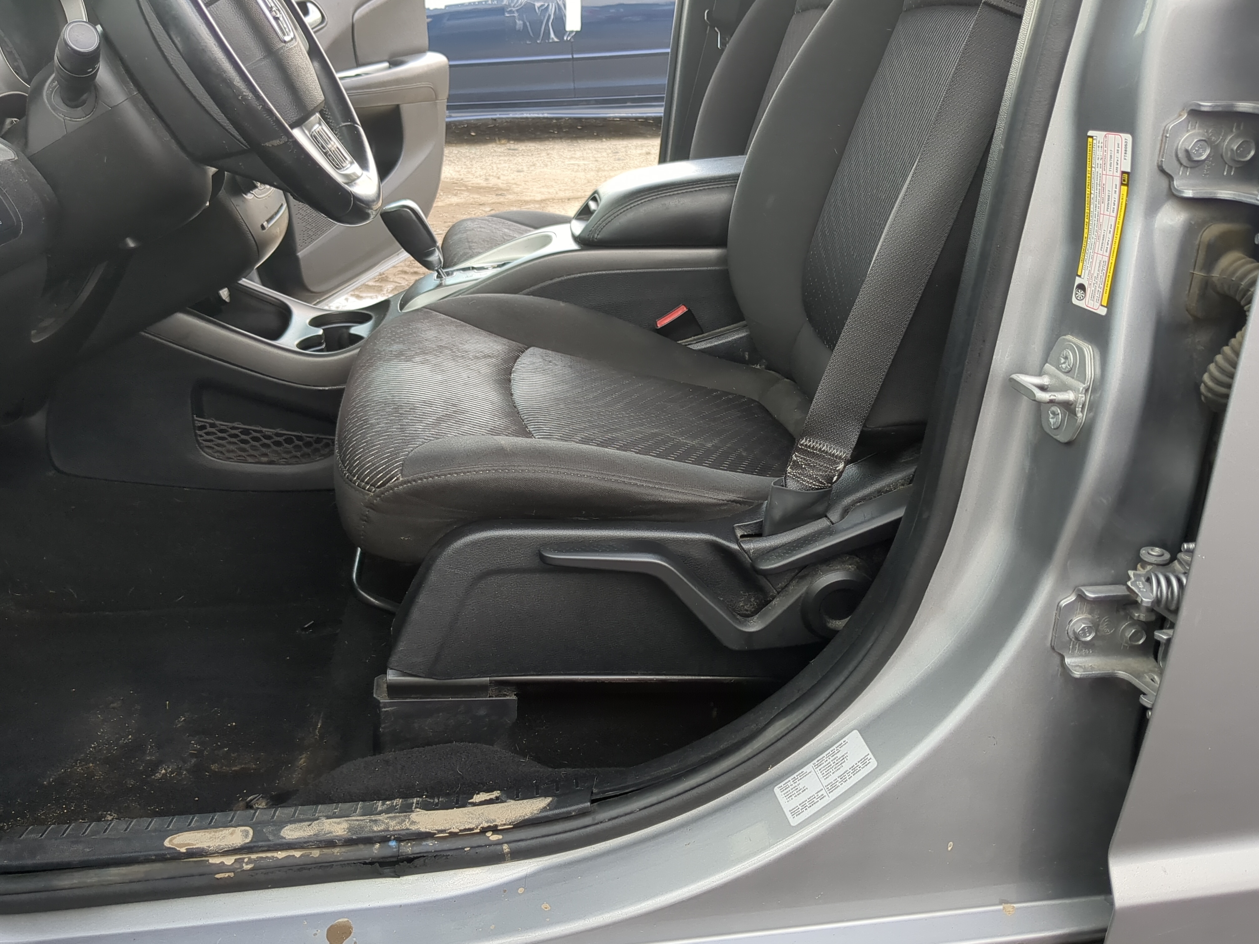 Picture of 2015 Dodge Journey Driver Front Seat Oem 1170453
