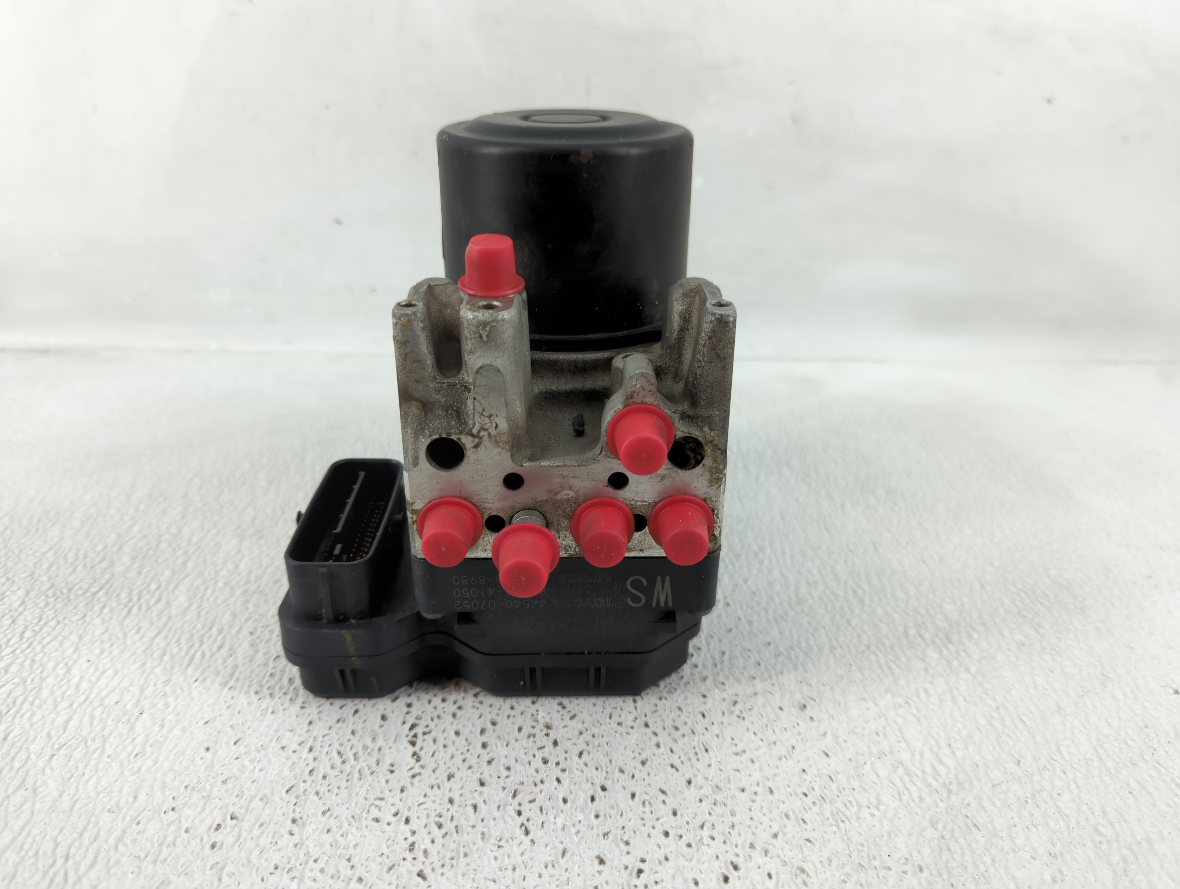 2011-2011 Toyota Avalon Abs Pump Control Module 1170468 - Oemusedautoparts1.com