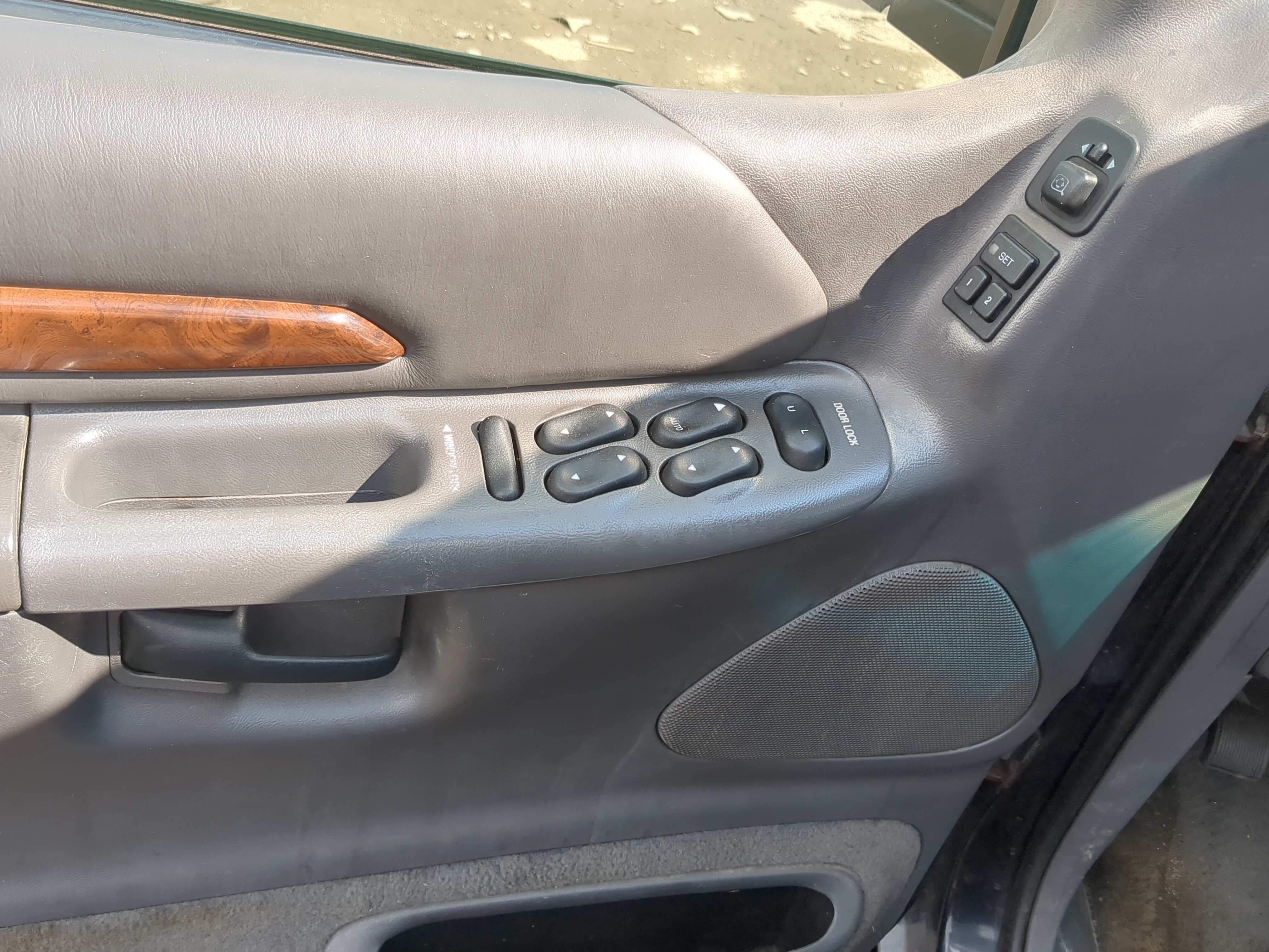 Picture of 1998-2001 Ford Explorer Driver Left Door Master Power Window Switch 1170513
