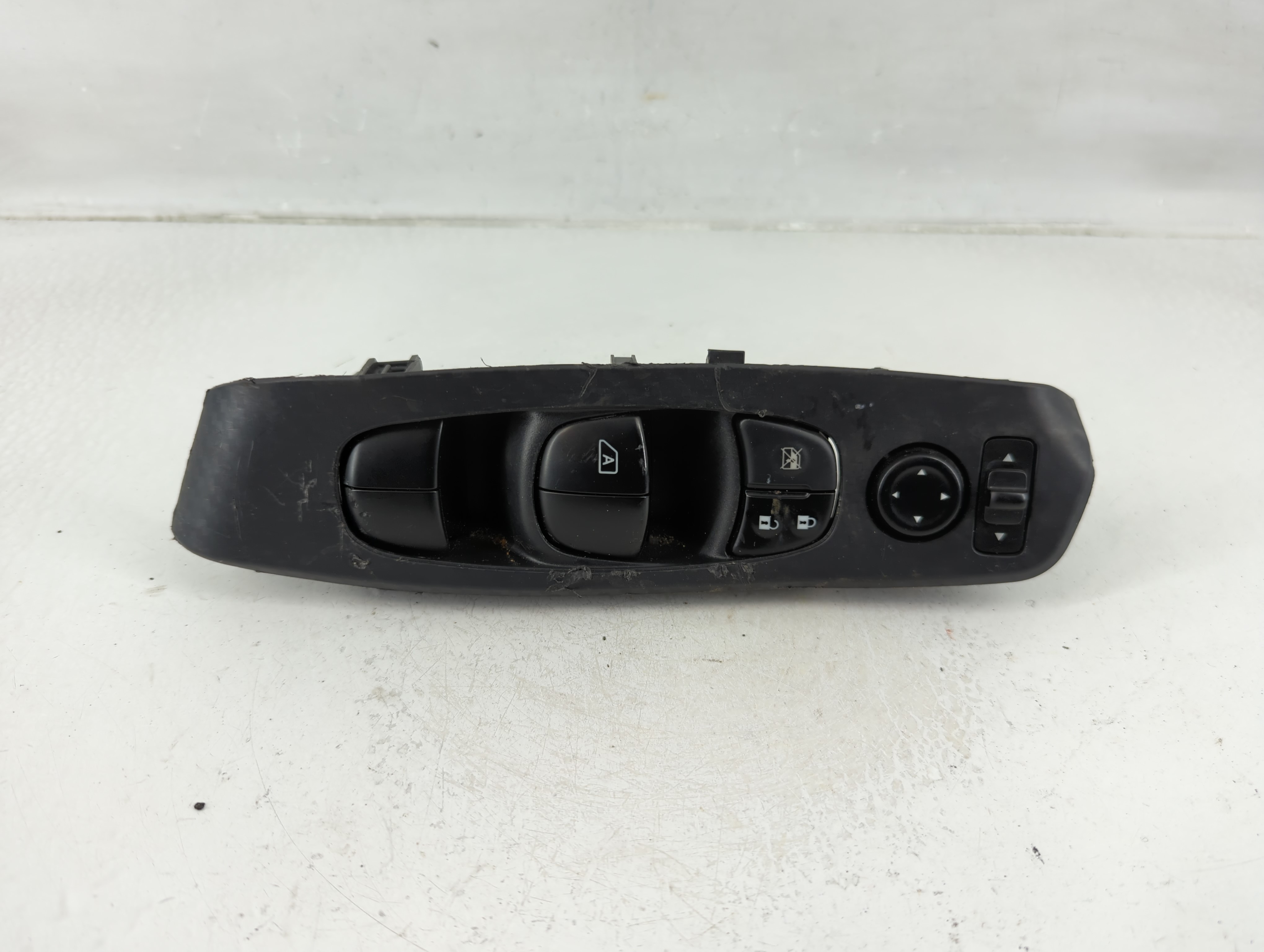 Picture of 2020-2022 Nissan Sentra Driver Left Door Master Power Window Switch 1170722