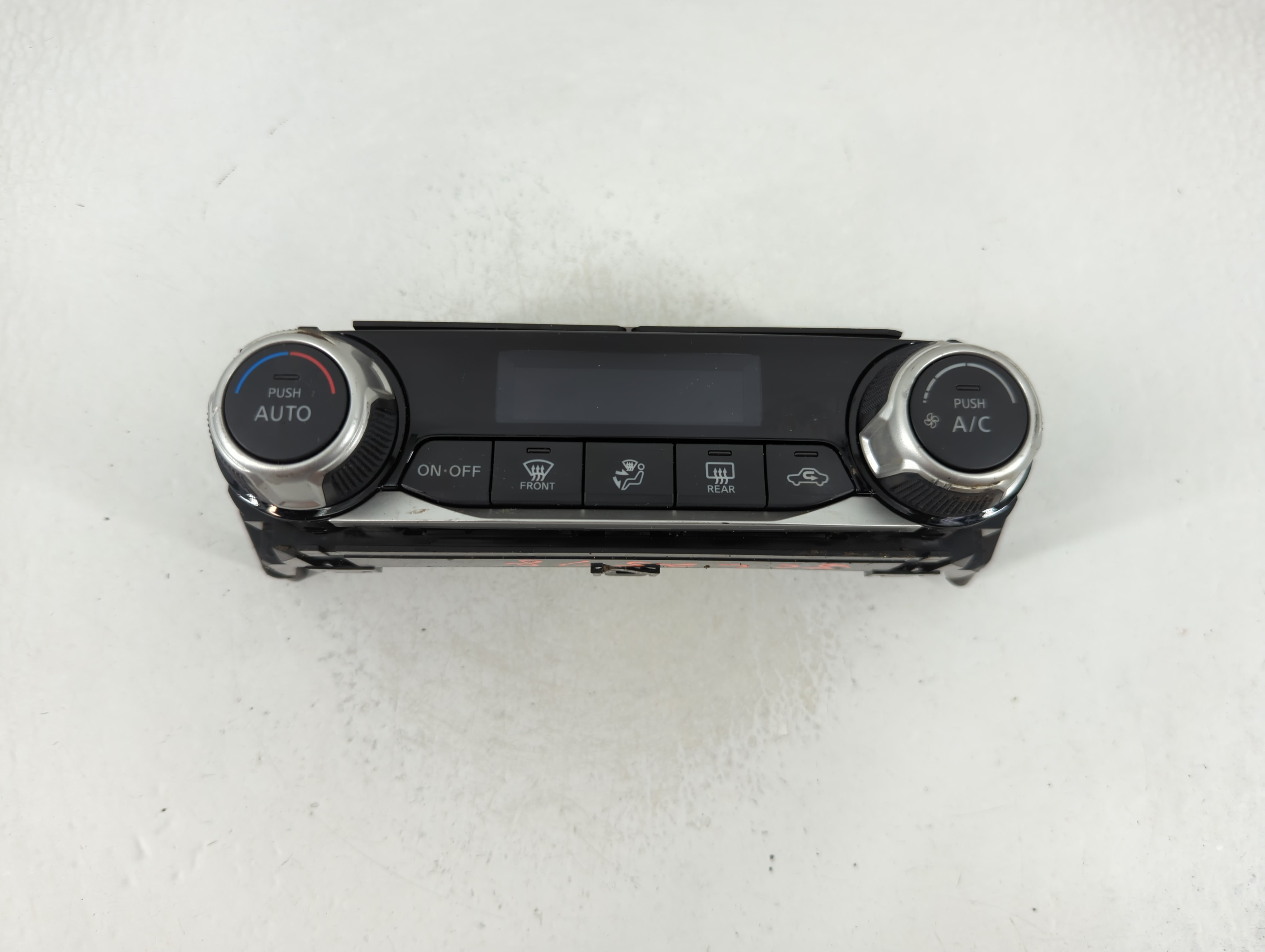 Picture of 2019-2020 Nissan Kicks Ac Heater Roof Climate Control 275005ra5a 1170724