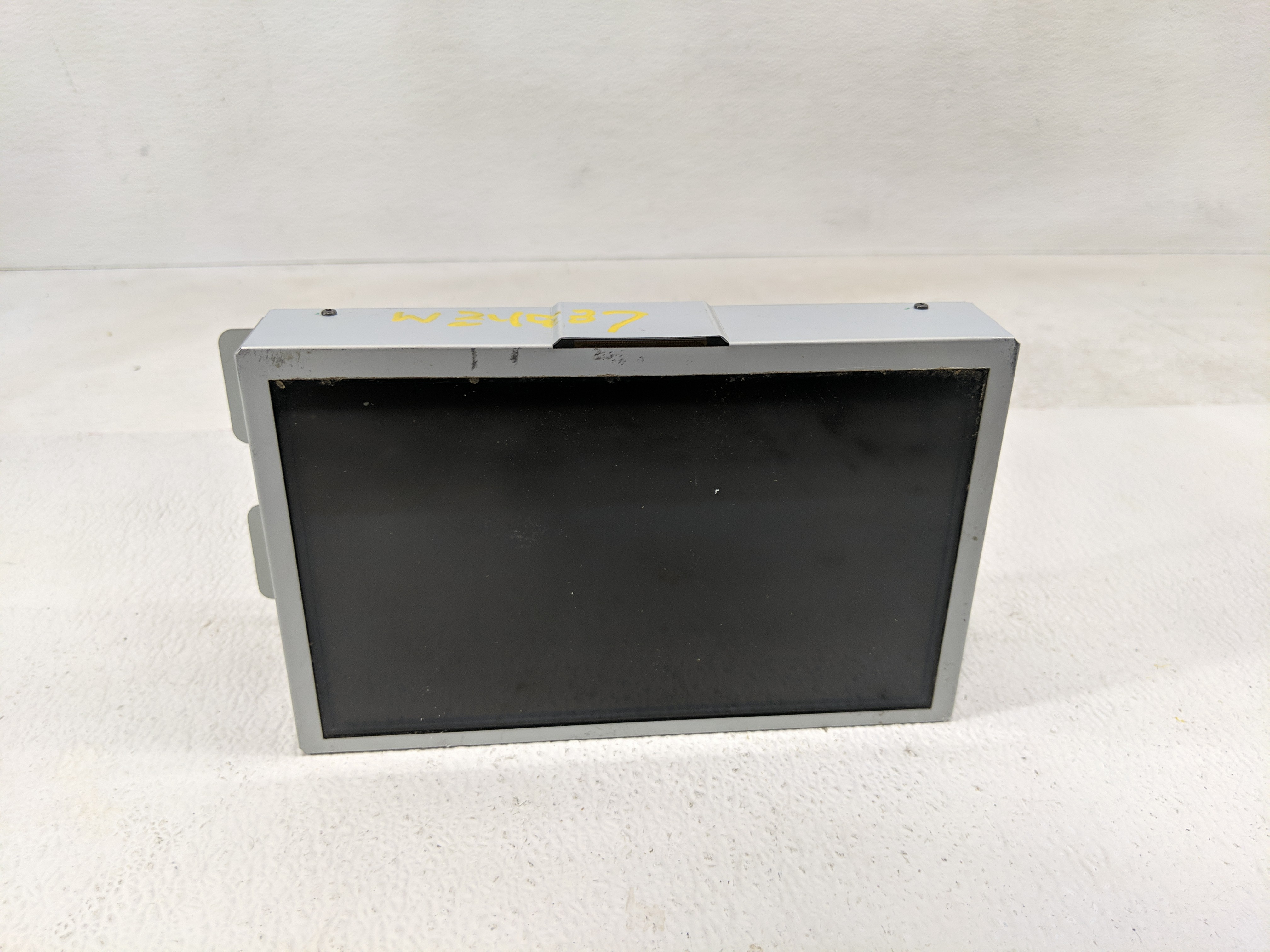 2016-2019 Lincoln Mkc Information Display Screen 1170751 - Oemusedautoparts1.com