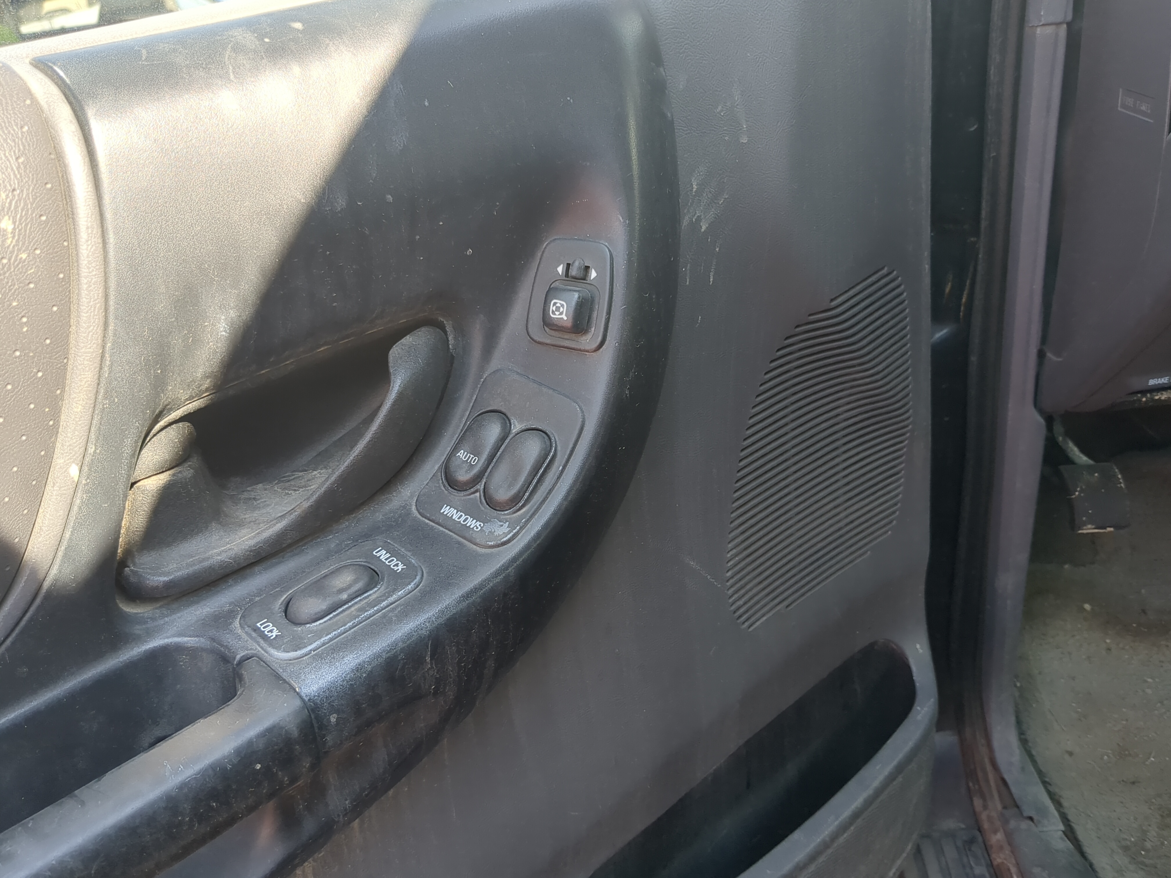 Picture of 1995-2007 Ford Ranger Driver Left Door Master Power Window Switch 1170823