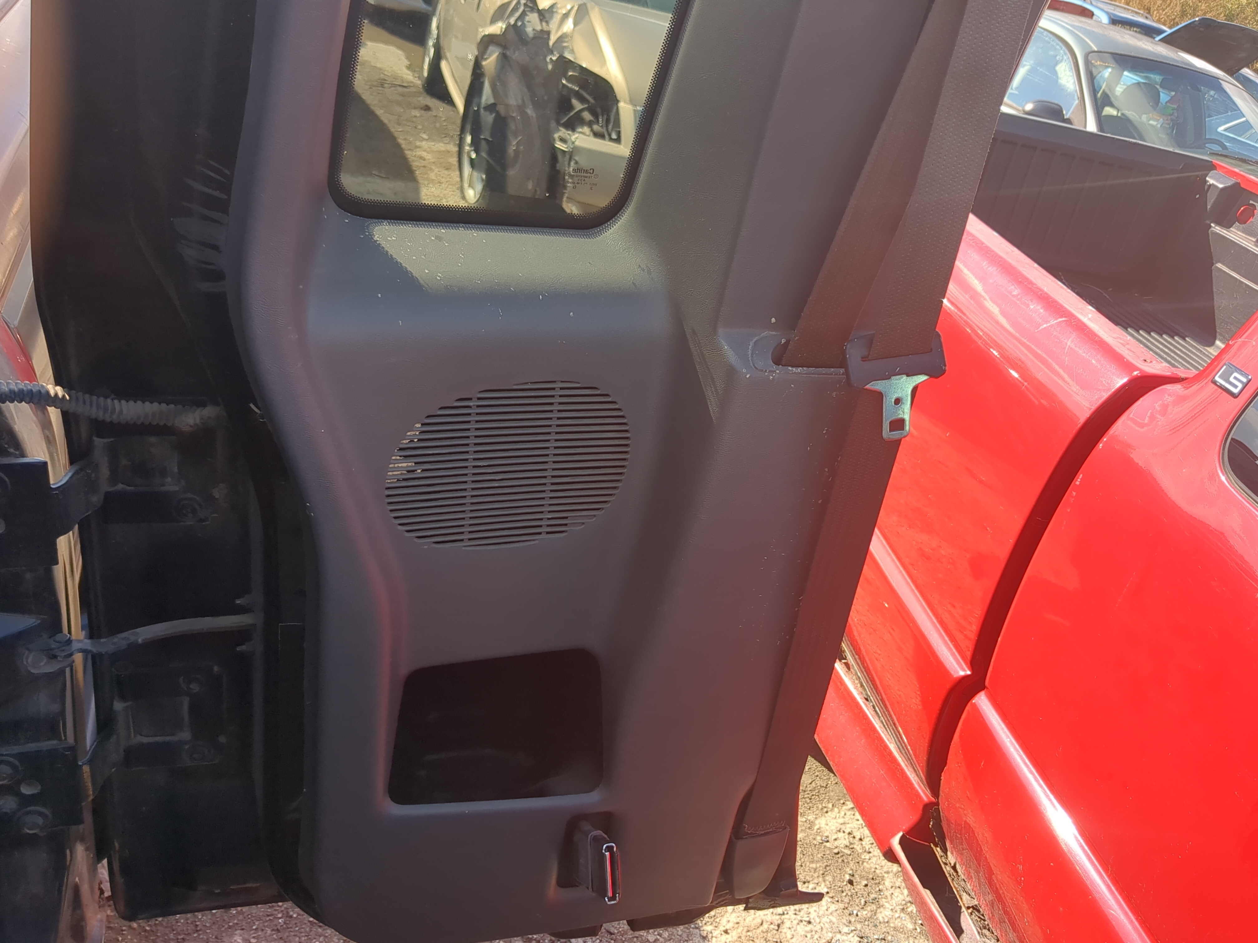 1998-2003 Ford Ranger Driver Rear Door Oem 1170910 - Oemusedautoparts1.com