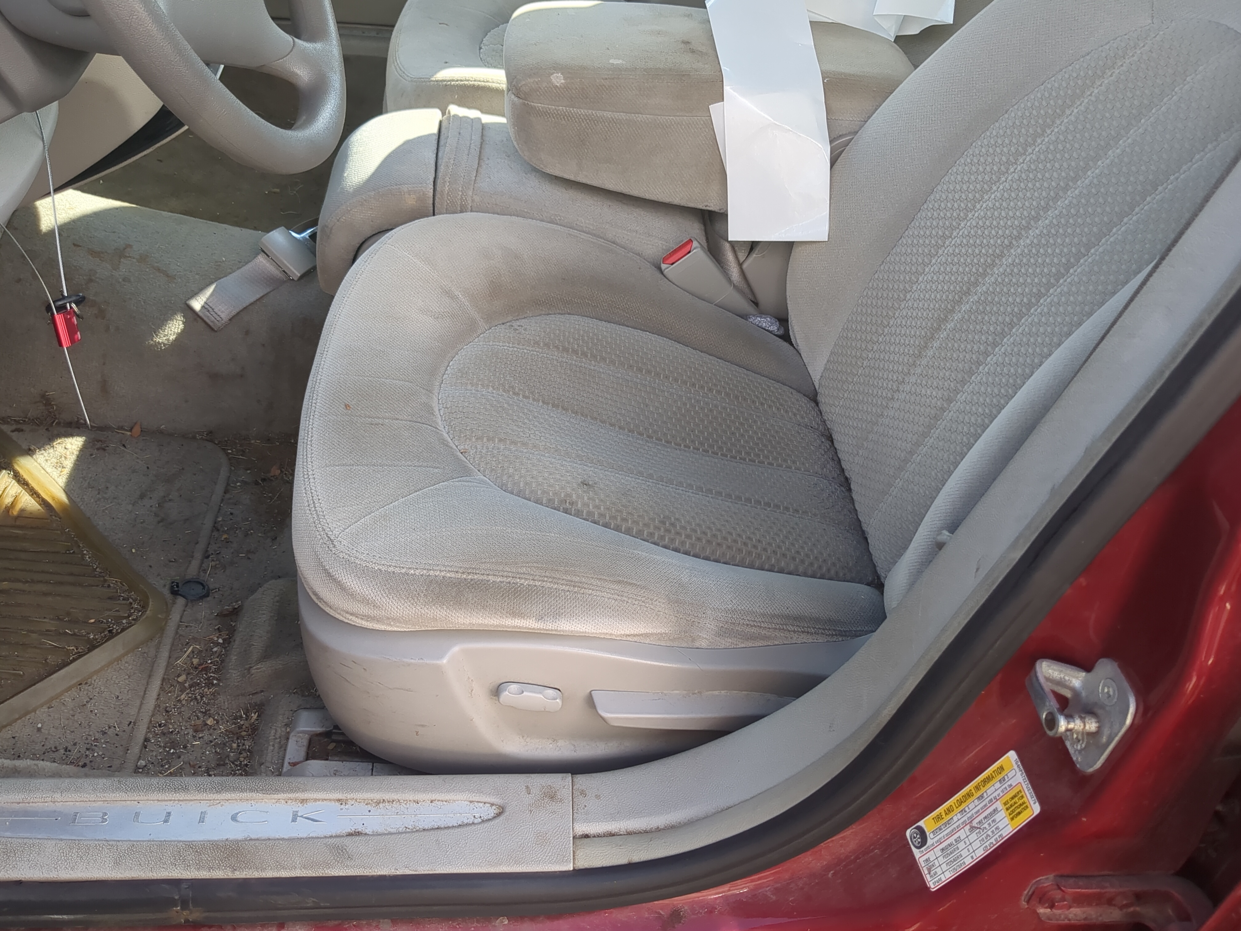 2006-2010 Buick Lucerne Driver Front Seat Oem 1171078 - Oemusedautoparts1.com
