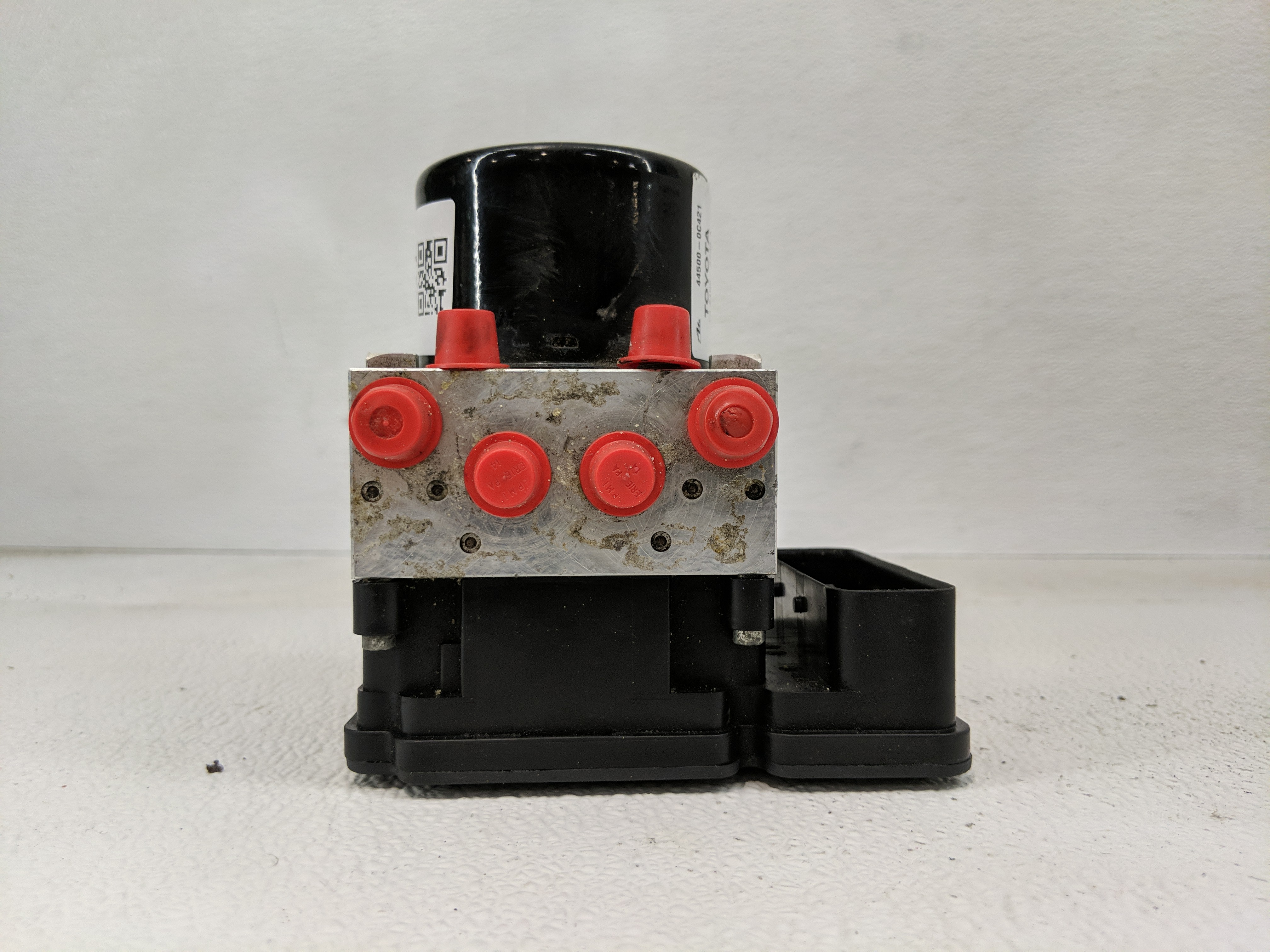 2016-2017 Toyota Tundra Abs Pump Control Module 1171105 - Oemusedautoparts1.com