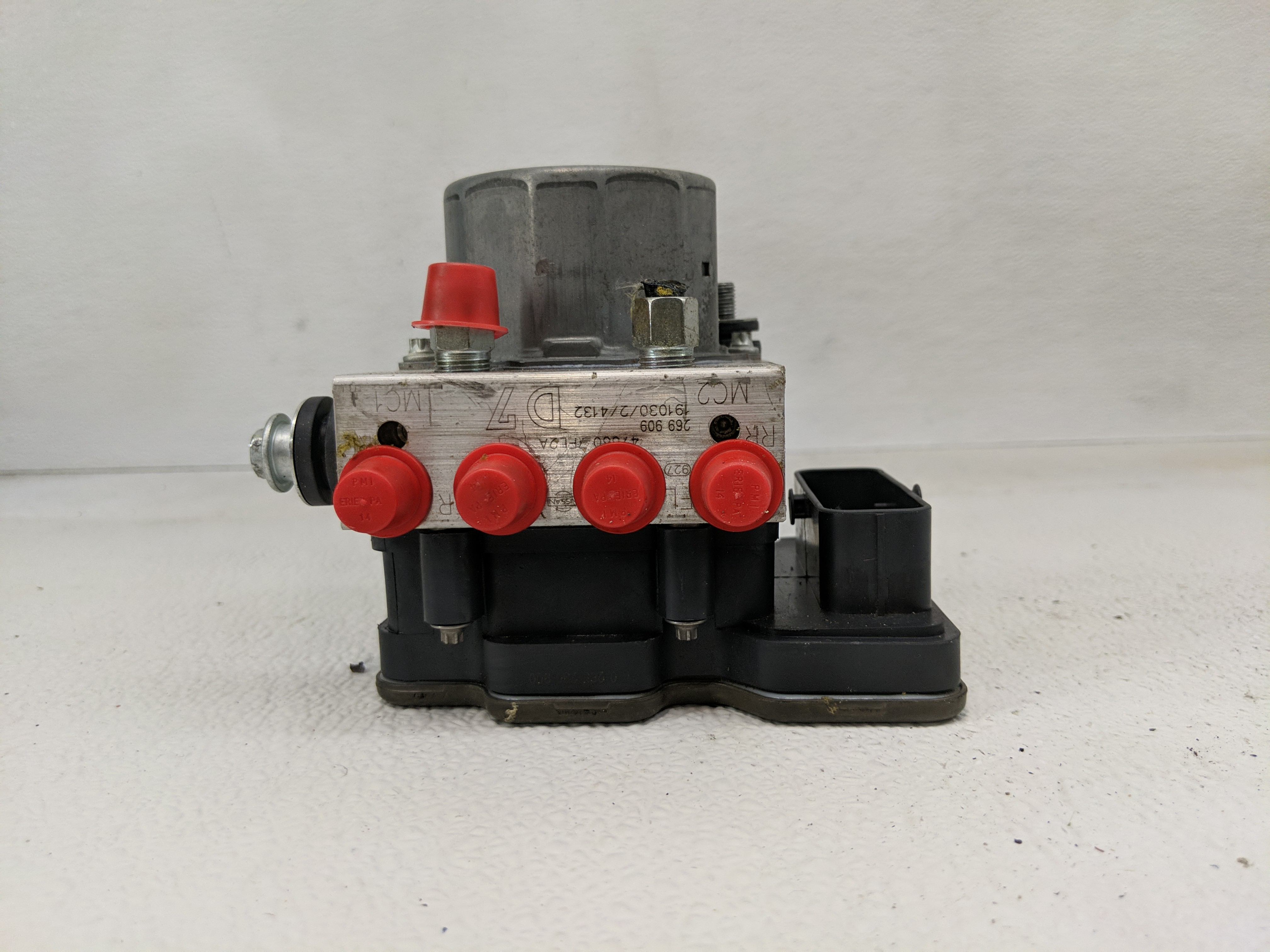 2019-2020 Nissan Rogue Abs Pump Control Module 1171117 - Oemusedautoparts1.com