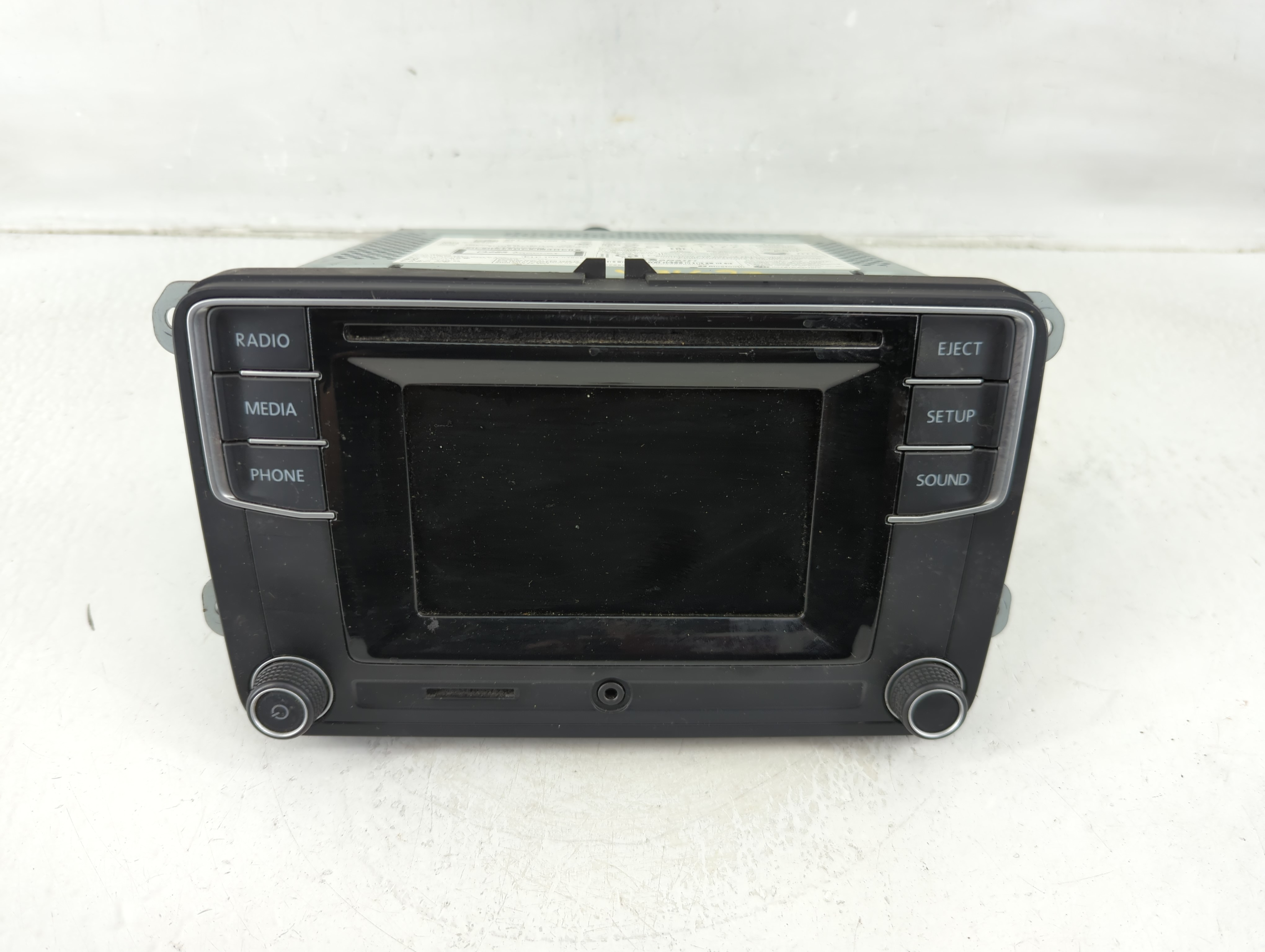 2017-2017 Volkswagen Jetta Am Fm Cd Player Radio Receiver 1171144 - Oemusedautoparts1.com