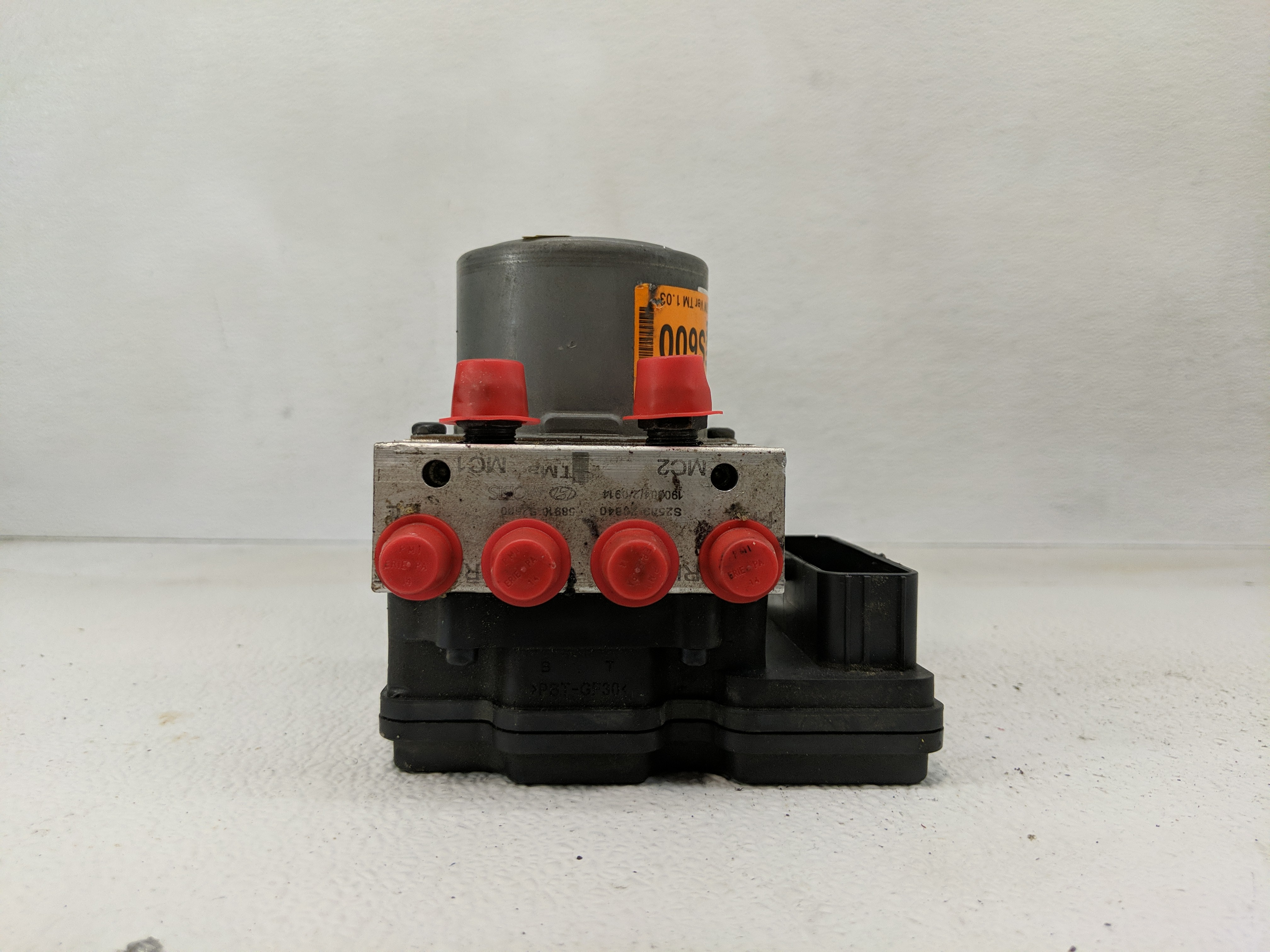 2019-2020 Hyundai Santa Fe Abs Pump Control Module 1171171 - Oemusedautoparts1.com