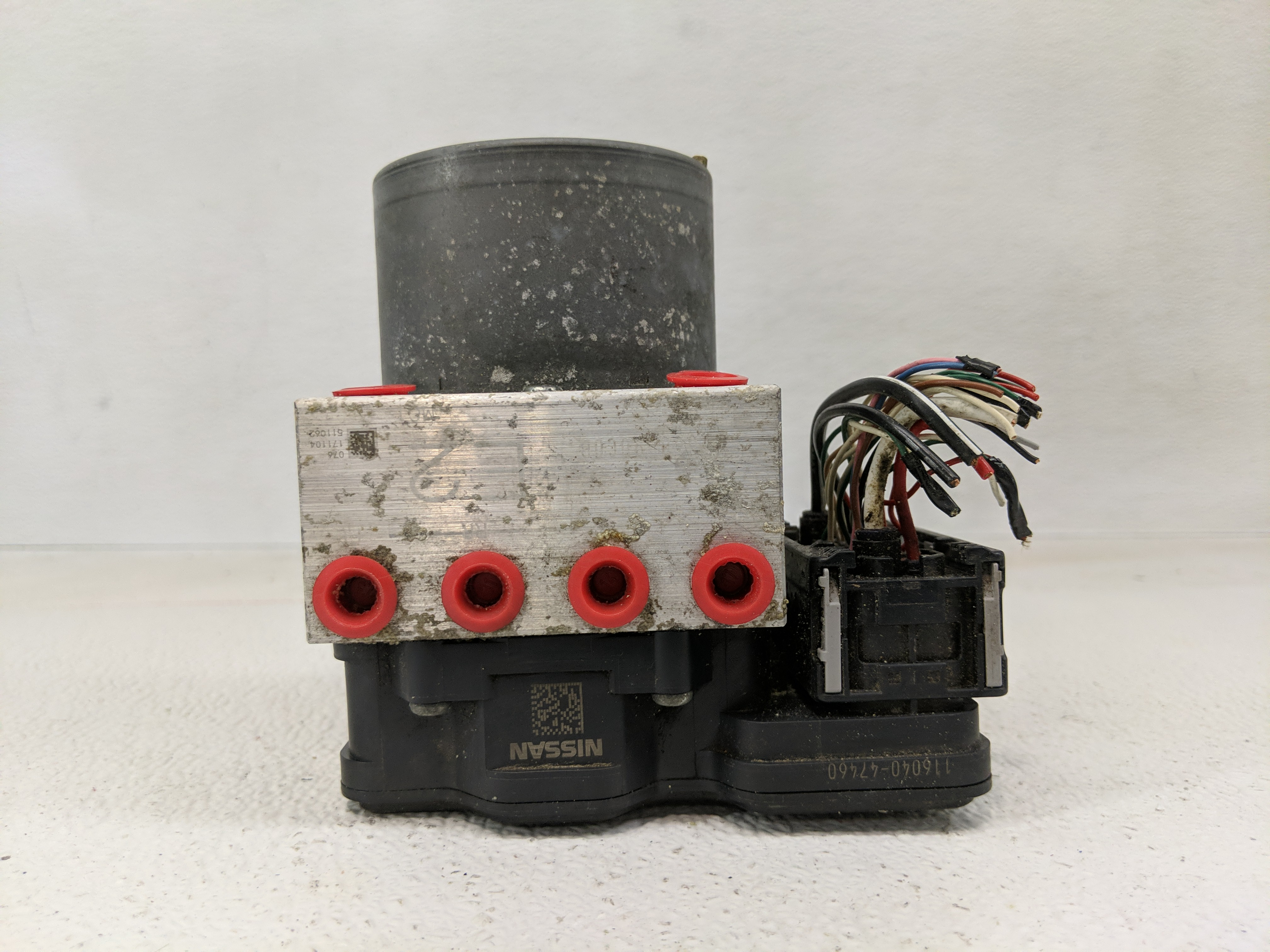 2018-2020 Nissan Pathfinder Abs Pump Control Module 1171176 - Oemusedautoparts1.com
