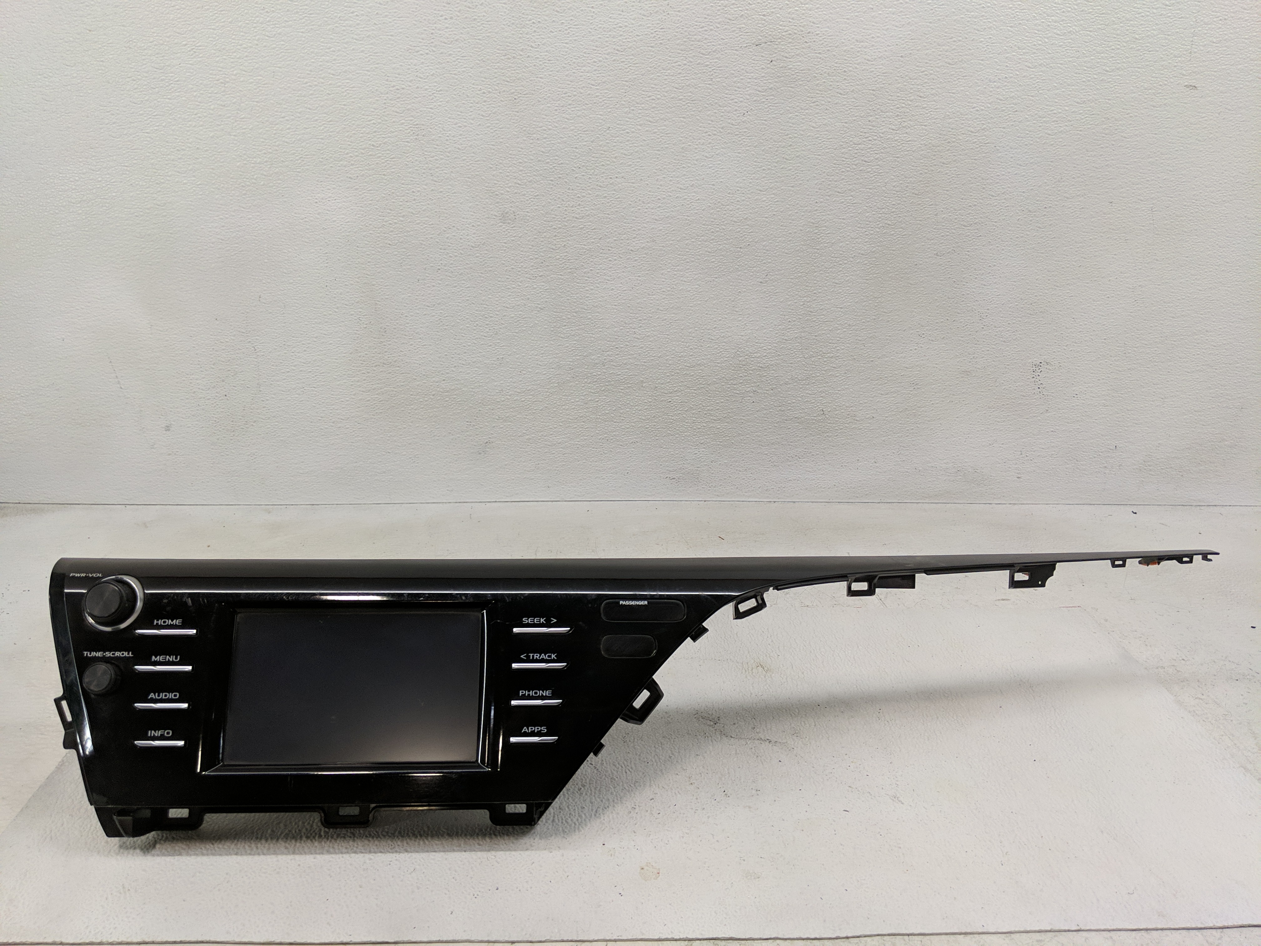 2018-2018 Toyota Camry Am Fm Cd Player Radio Receiver 1171192 - Oemusedautoparts1.com