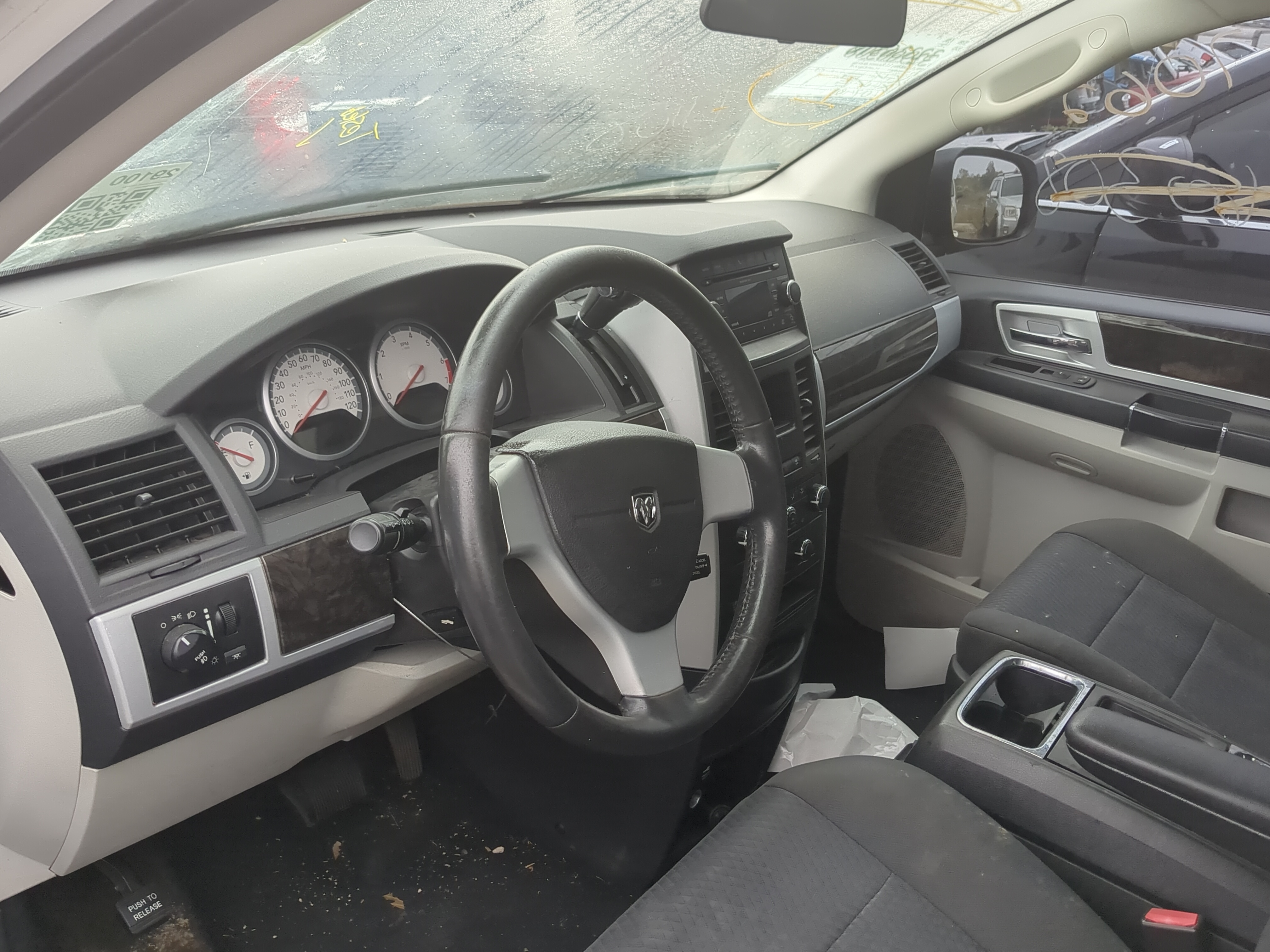 2010-2010 Dodge Grand Caravan Air Bag Driver Left Steering Wheel Mounted 1171196 - Oemusedautoparts1.com