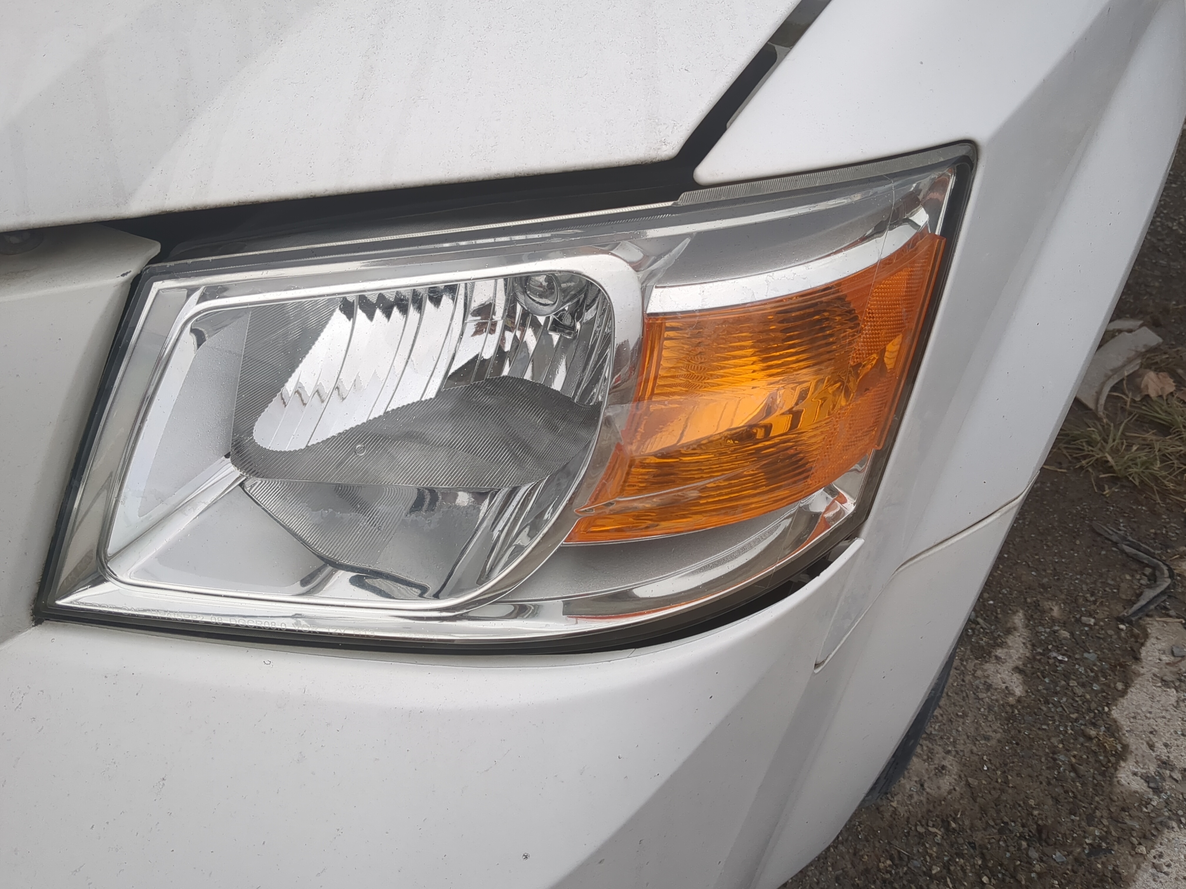 2008-2010 Dodge Grand Caravan Driver Left Oem Head Light Headlight Lamp 1171257 - Oemusedautoparts1.com