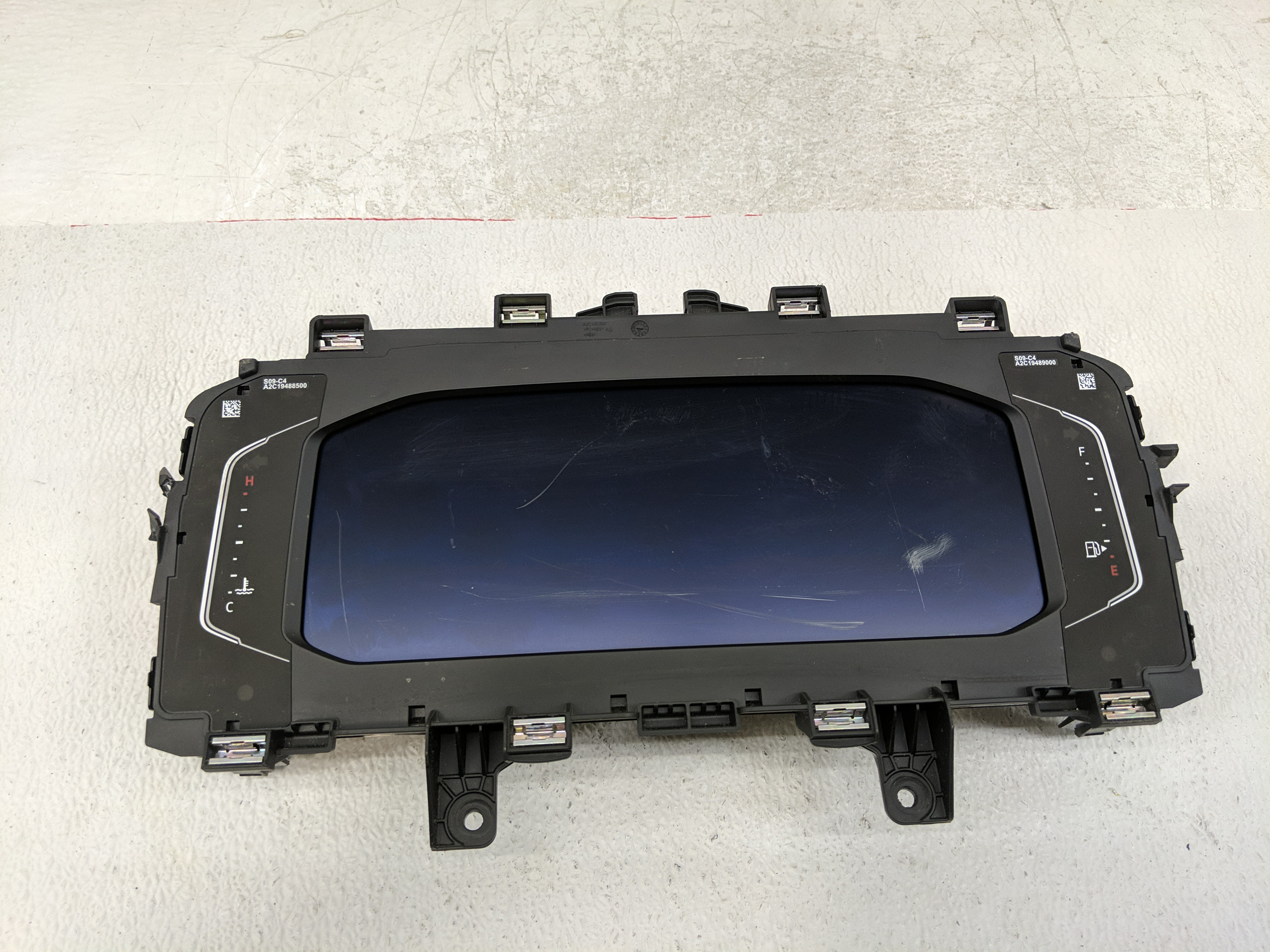 Picture of 2019 Volkswagen Atlas Speedometer Instrument Cluster Gauges A2c18390202 1171397