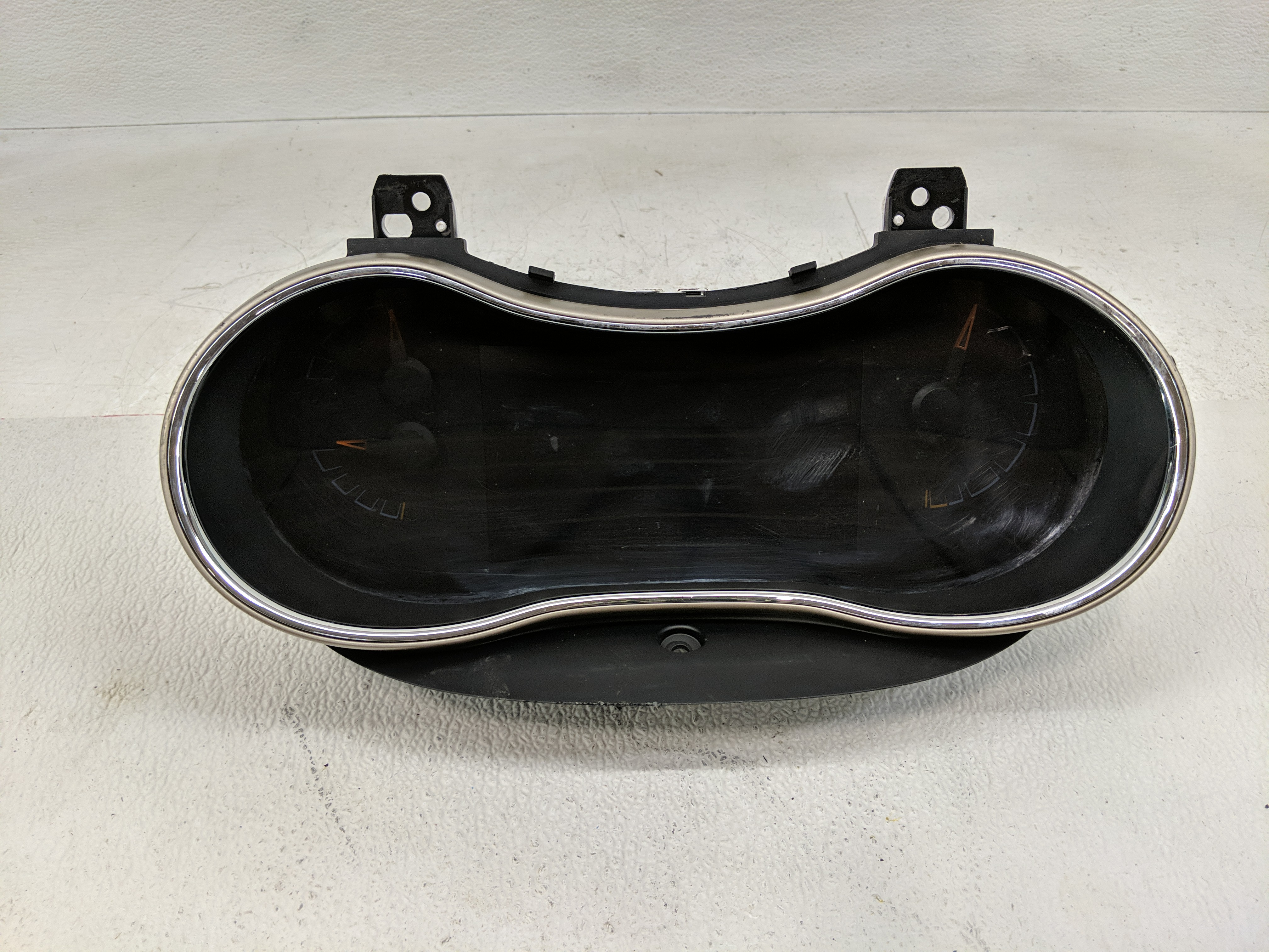 2015-2015 Jeep Grand Cherokee Speedometer Instrument Cluster Gauges 1171401 - Oemusedautoparts1.com