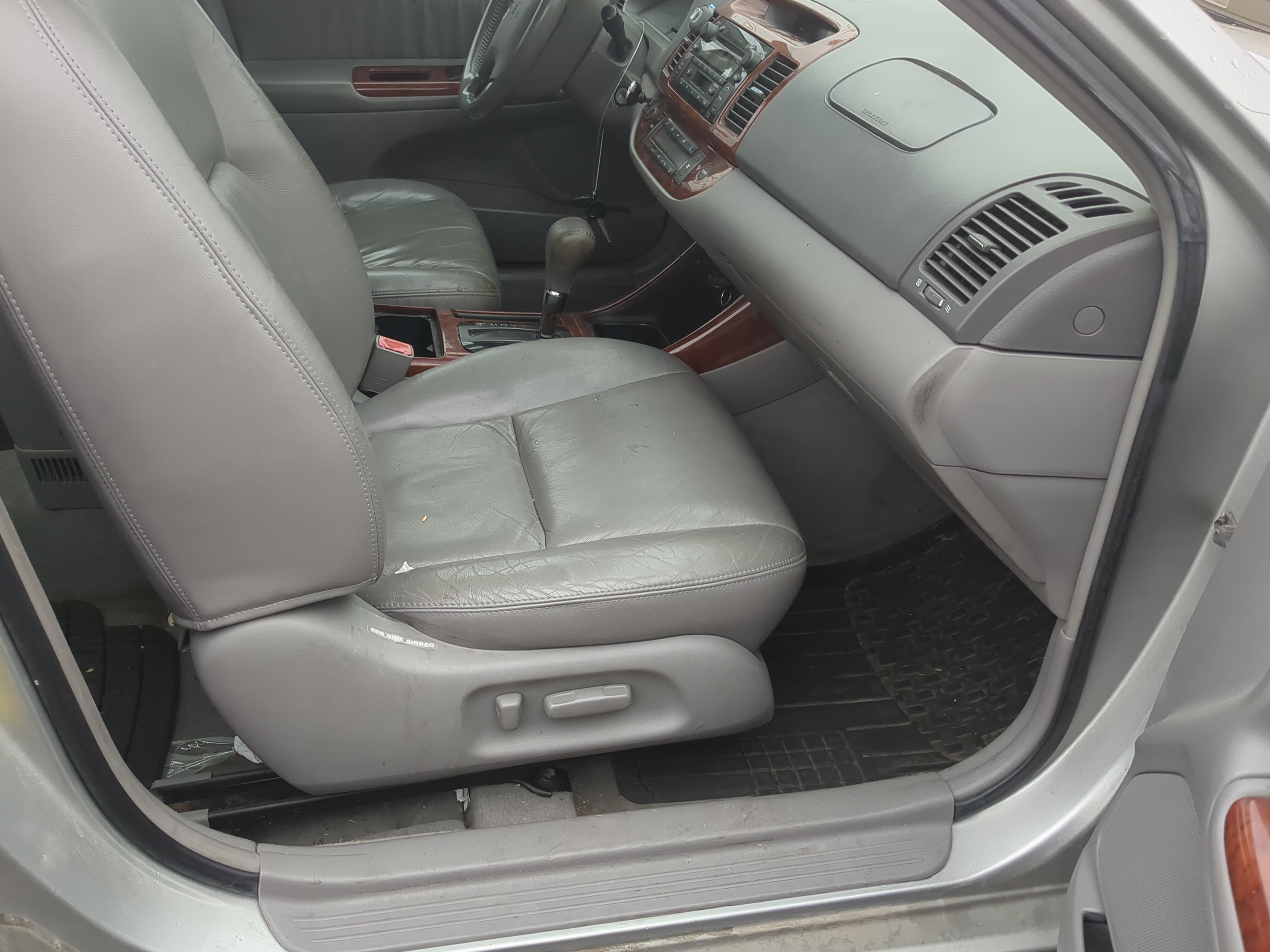 2002-2003 Toyota Camry Passenger Front Seat Oem 1171563 - Oemusedautoparts1.com