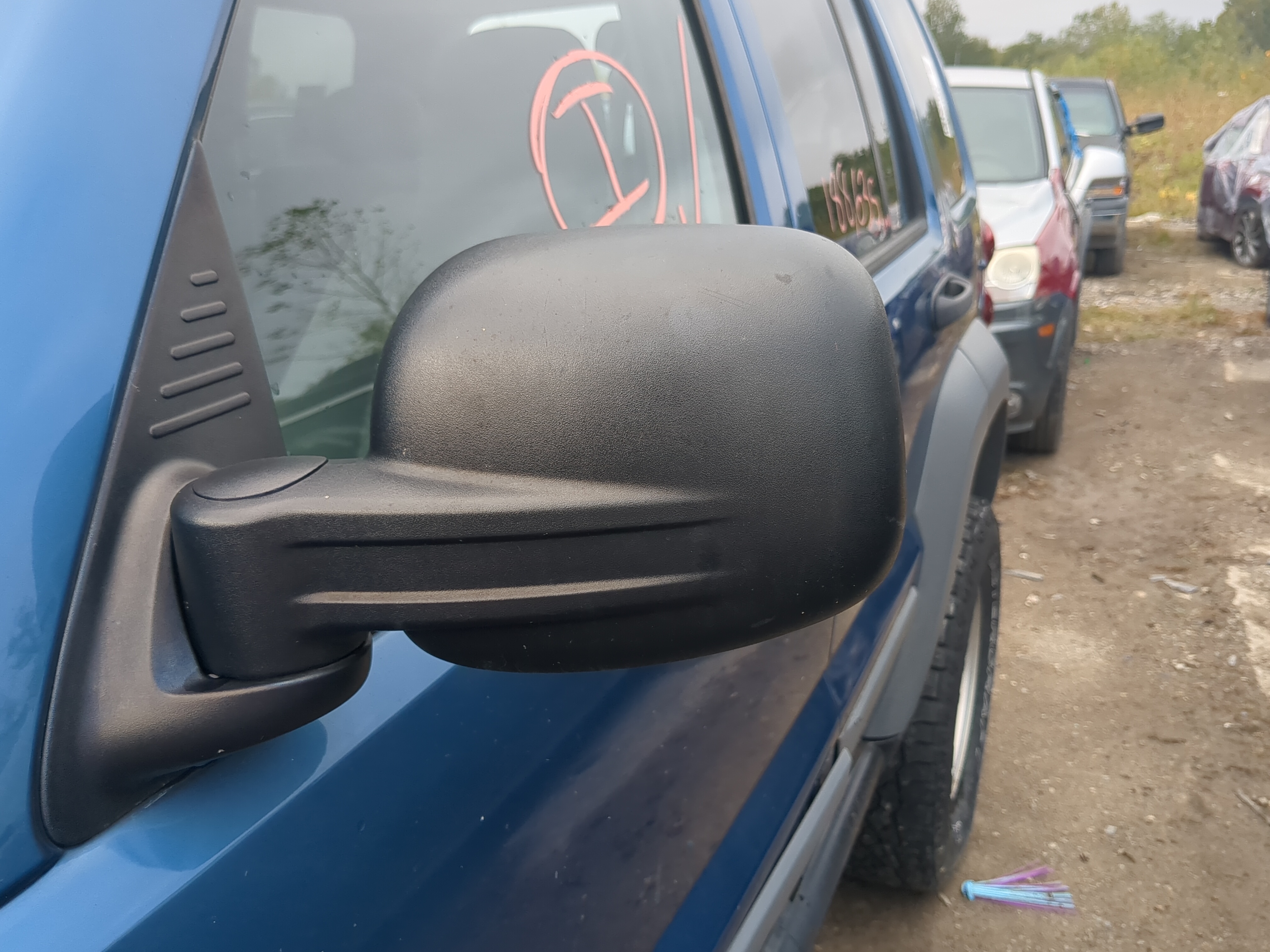 Picture of 2002-2007 Jeep Liberty Driver Left Side View Power Door Mirror 1171614