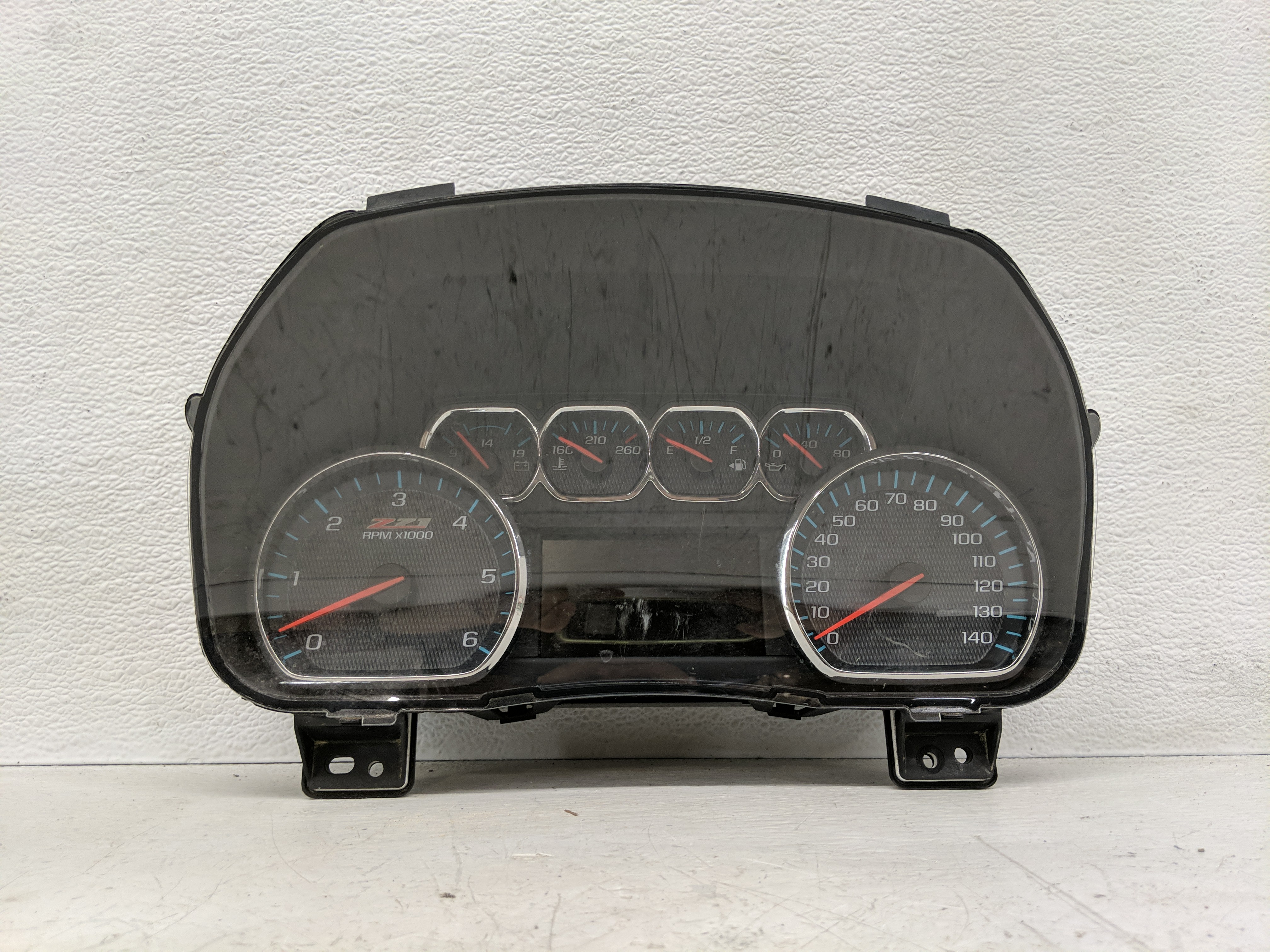 2018-2019 Chevrolet Silverado 1500 Speedometer Instrument Cluster Gauges 1171936 - Oemusedautoparts1.com