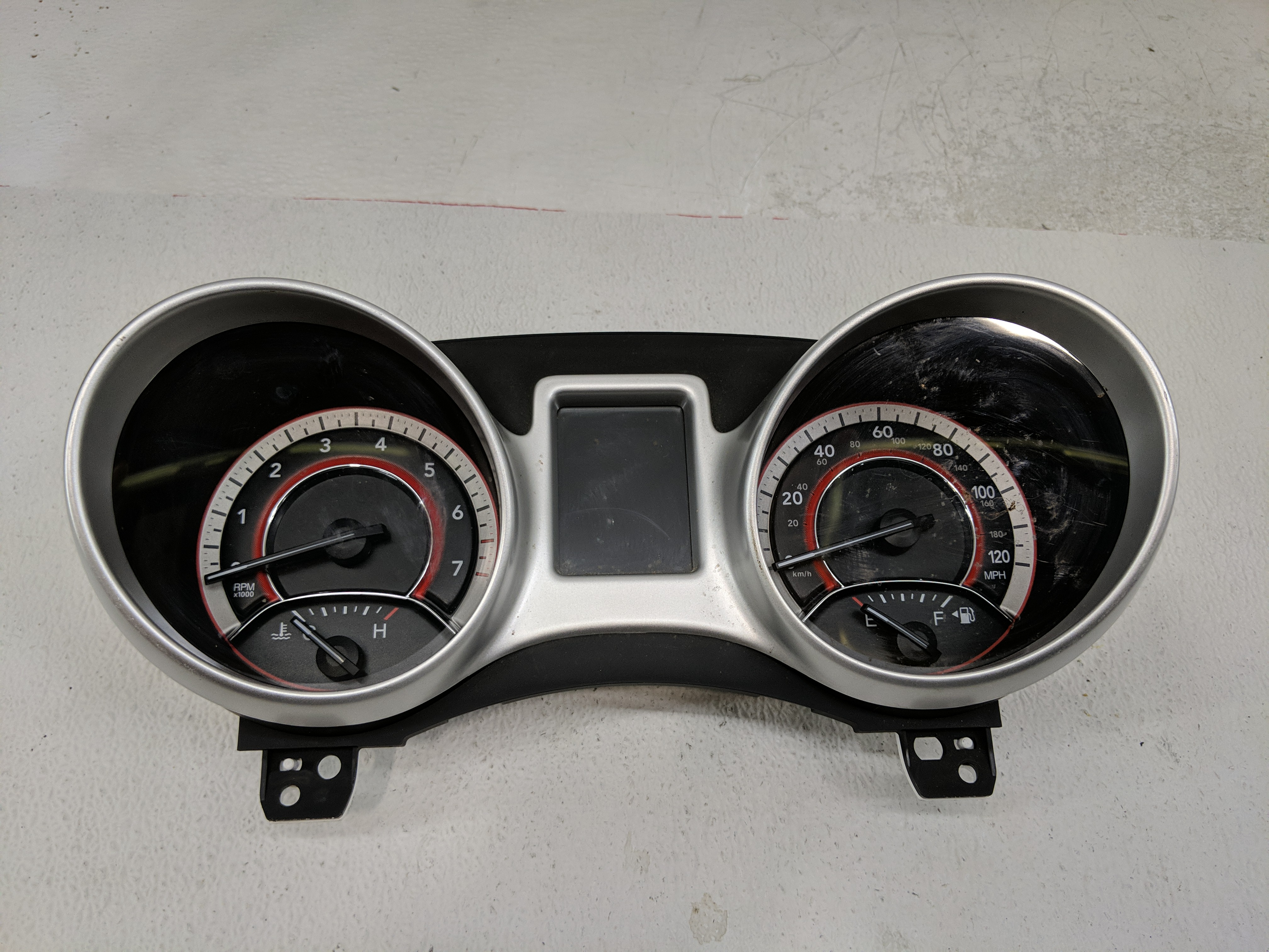 2018 Dodge Journey Speedometer Instrument Cluster Gauges Cr0048002nrkk 1171938 - Oemusedautoparts1.com
