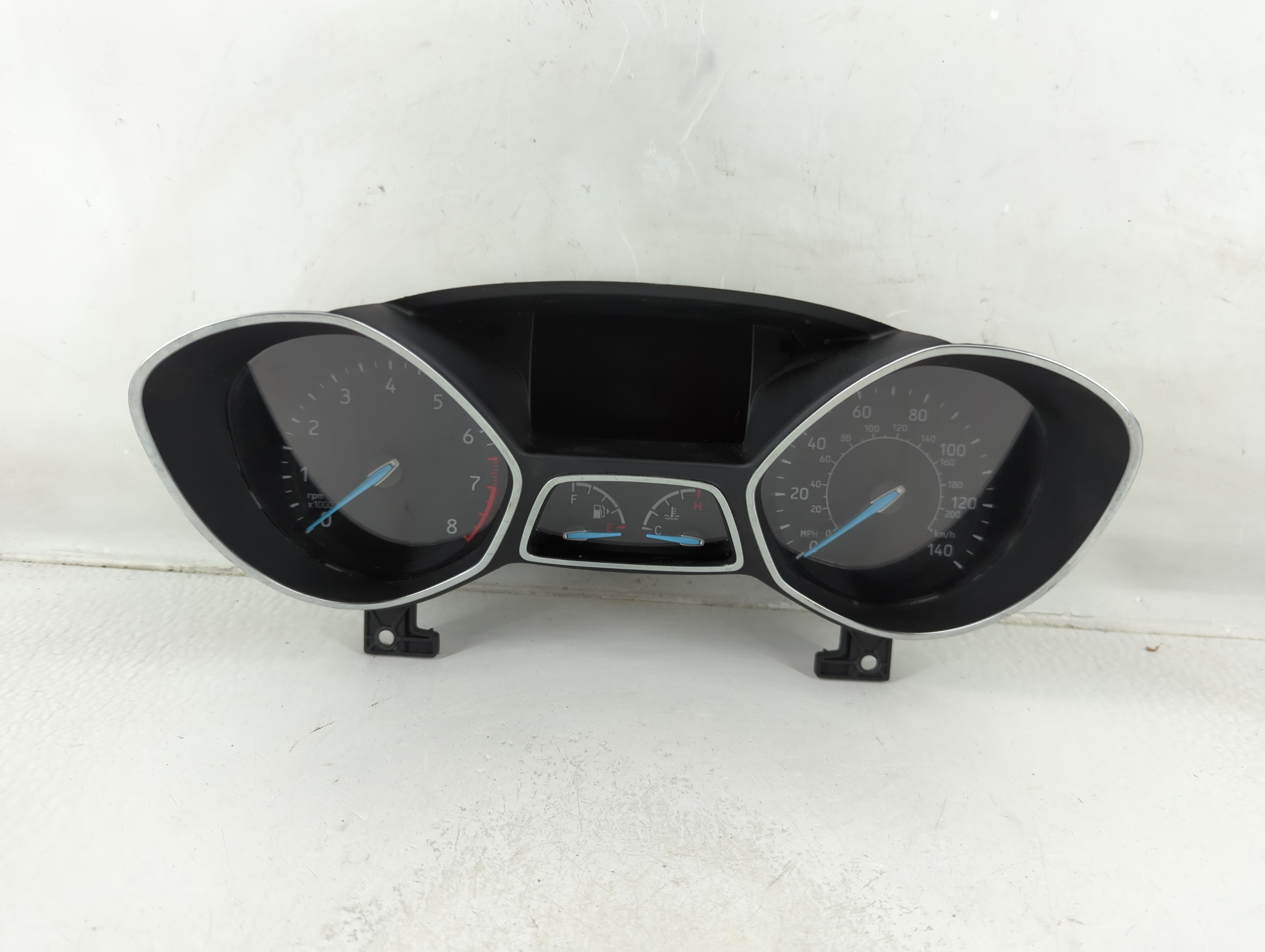 2018-2018 Ford Escape Speedometer Instrument Cluster Gauges 5jtb01327a 1171975 - Oemusedautoparts1.com