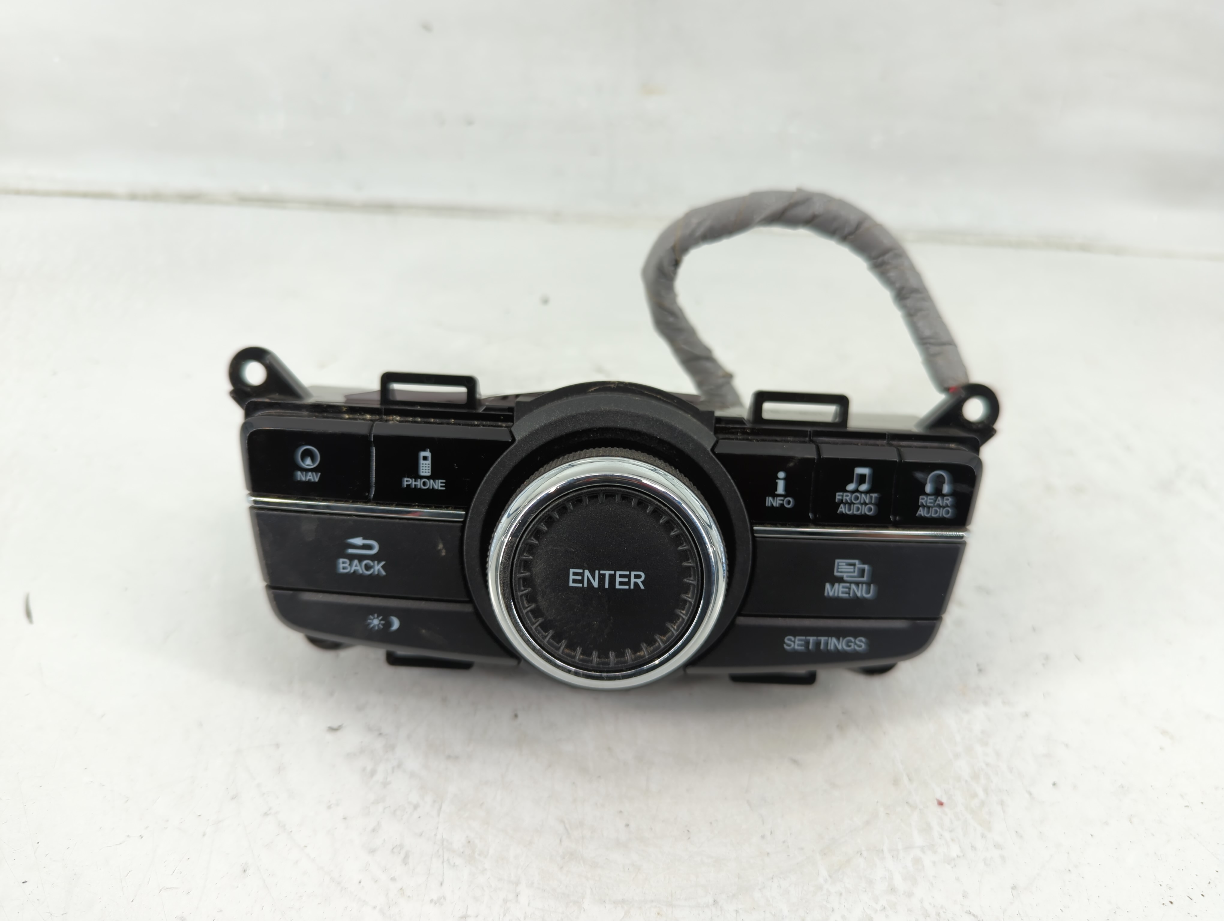 Honda Odyssey Audio Control Module 1171992 - Oemusedautoparts1.com