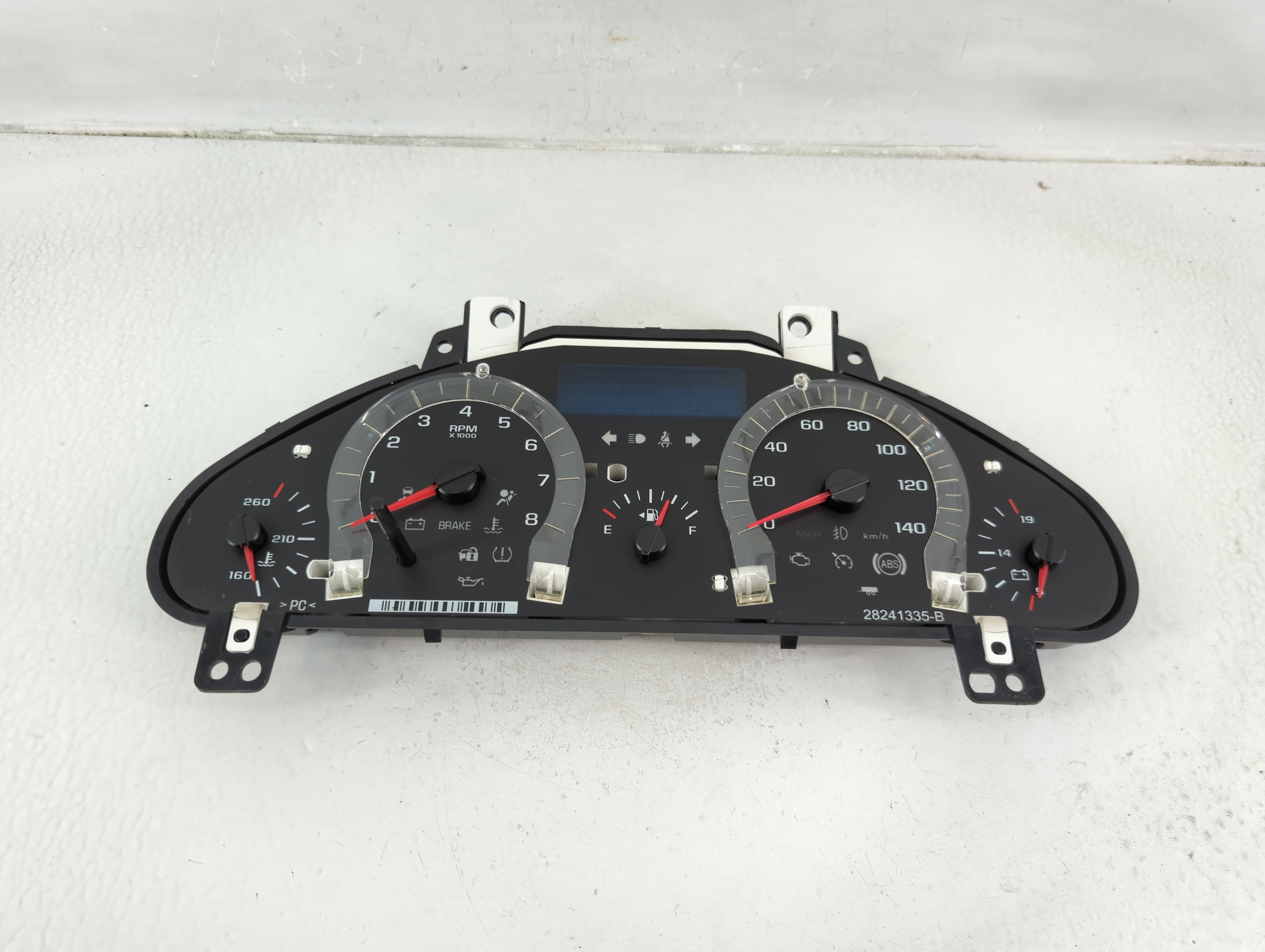 Picture of 2011 Chevrolet Traverse Speedometer Instrument Cluster Gauges 20907547 1172032
